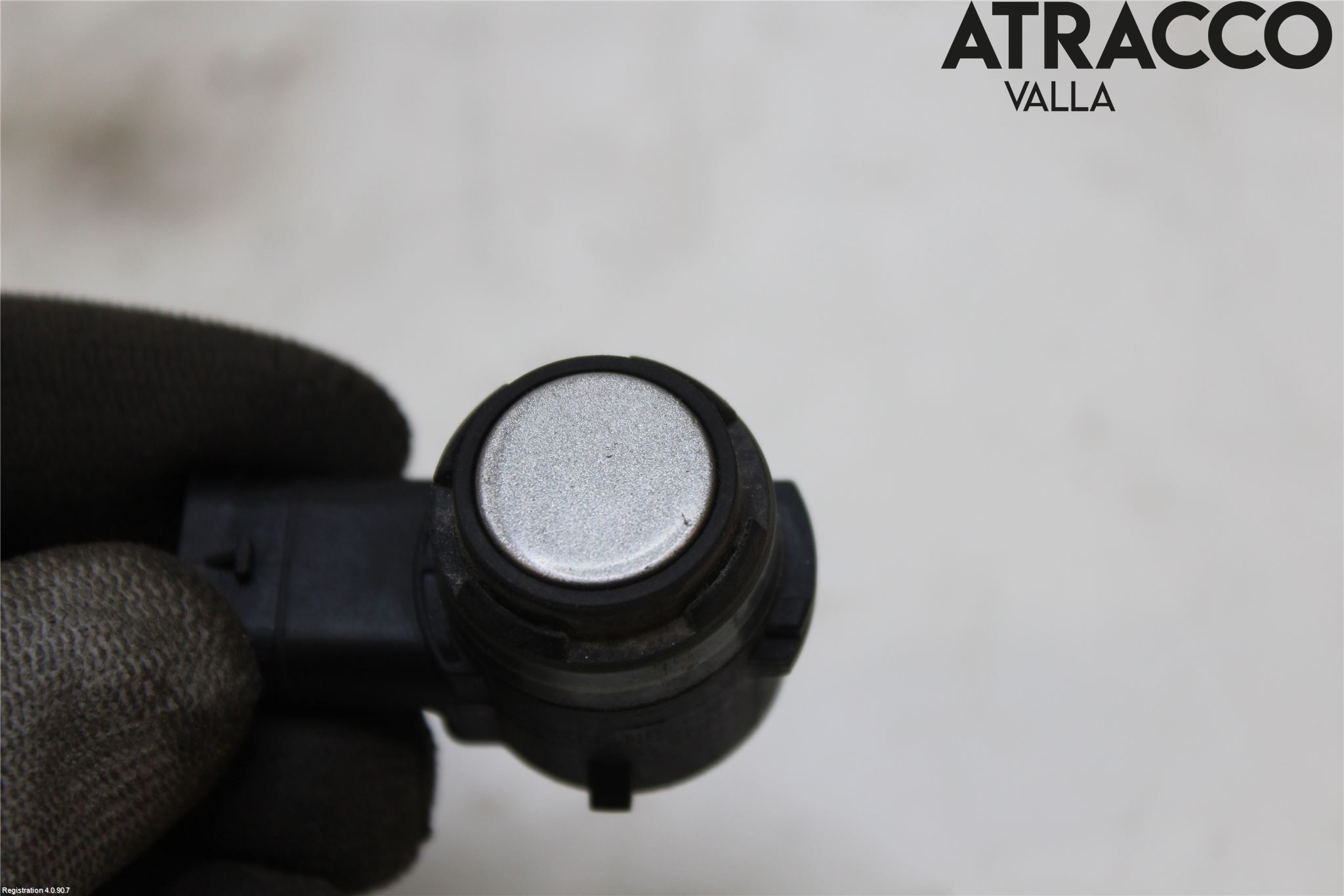 Skoda SUPERB 16-24 Parkeringshjälp Frontsensor