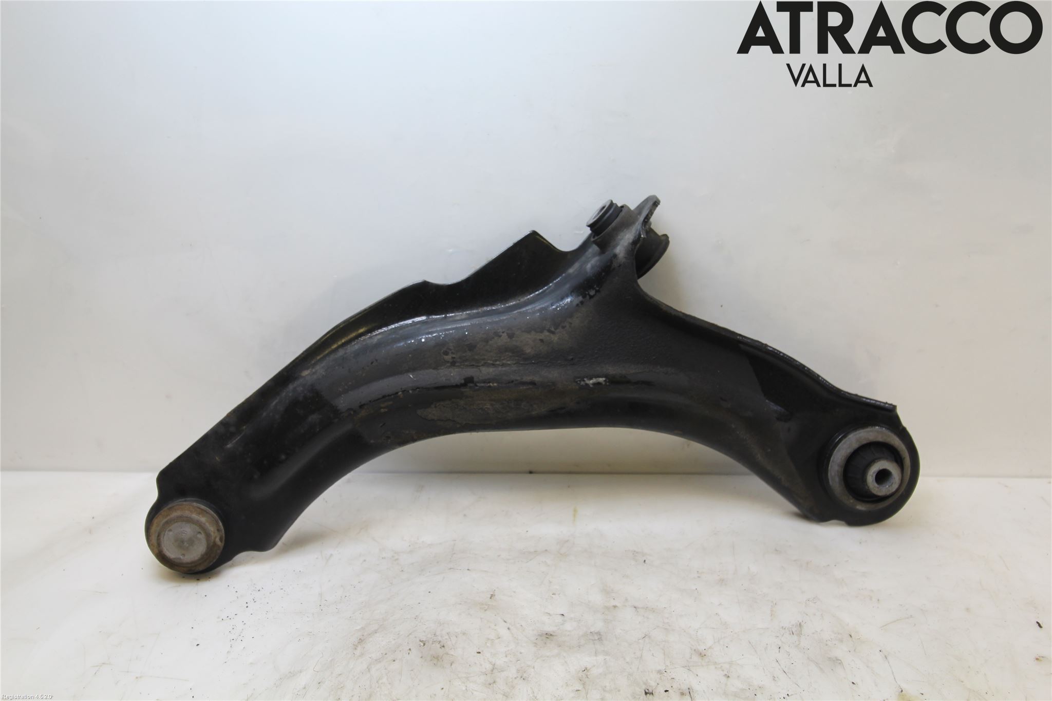 Renault CLIO IV 16-19 Bärarm Fram Undre Hö