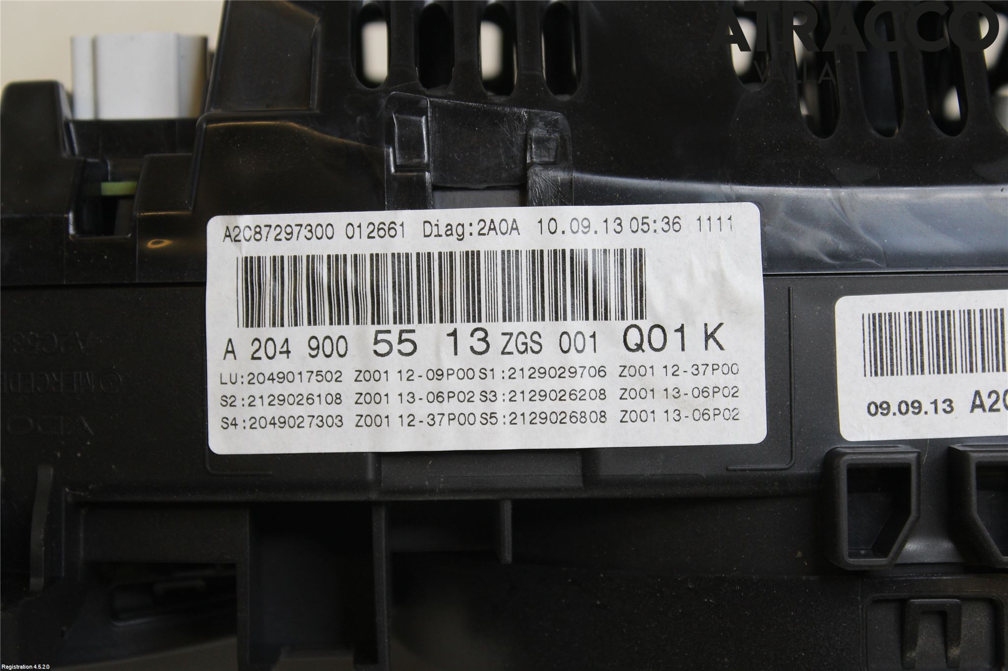 Mercedes-Benz MB C-KLASS (W204) 07-15 Instrument Komb