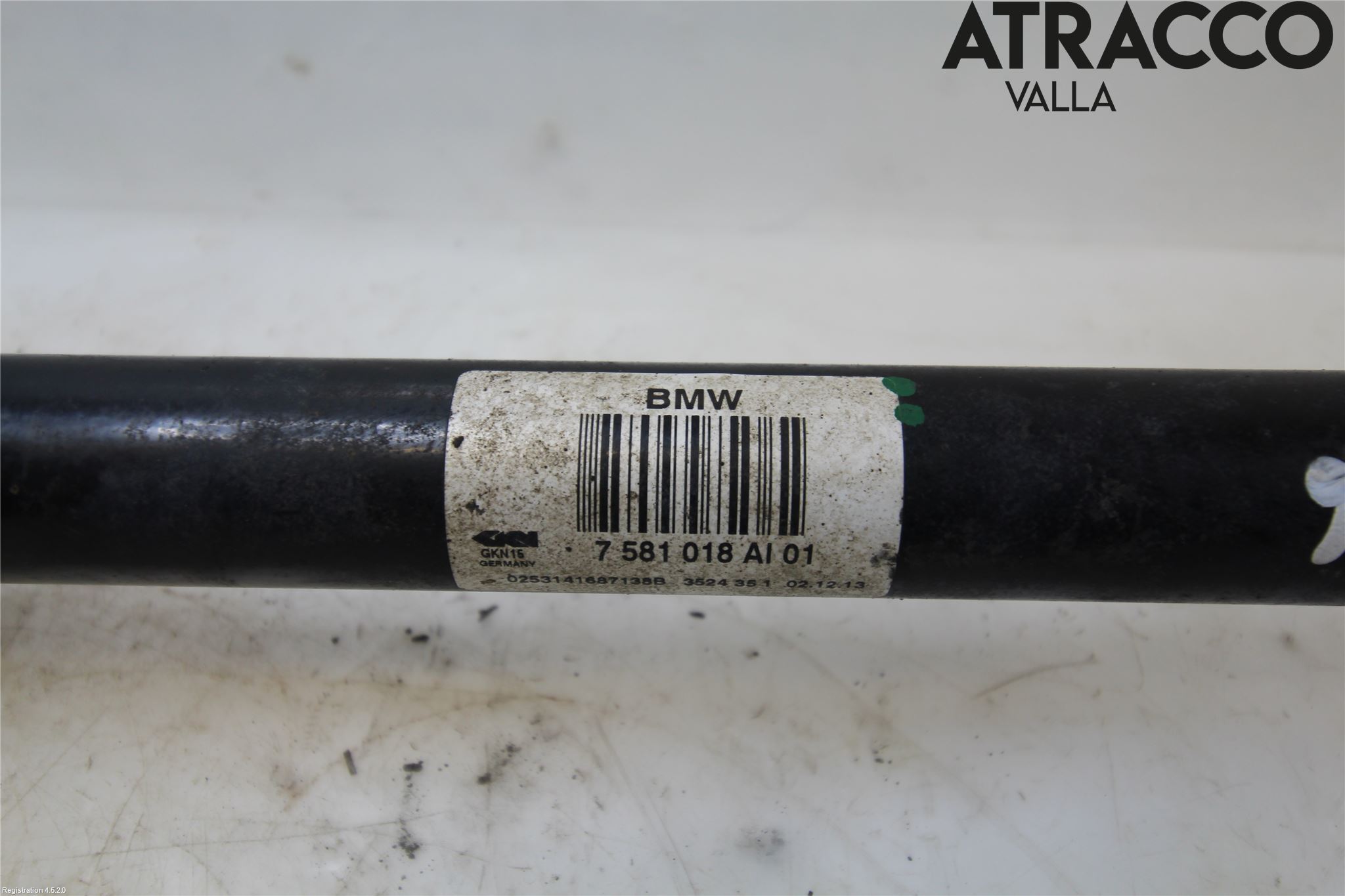 BMW 5 F10/F11/F18 09-17 Drivaxel Bak Höger