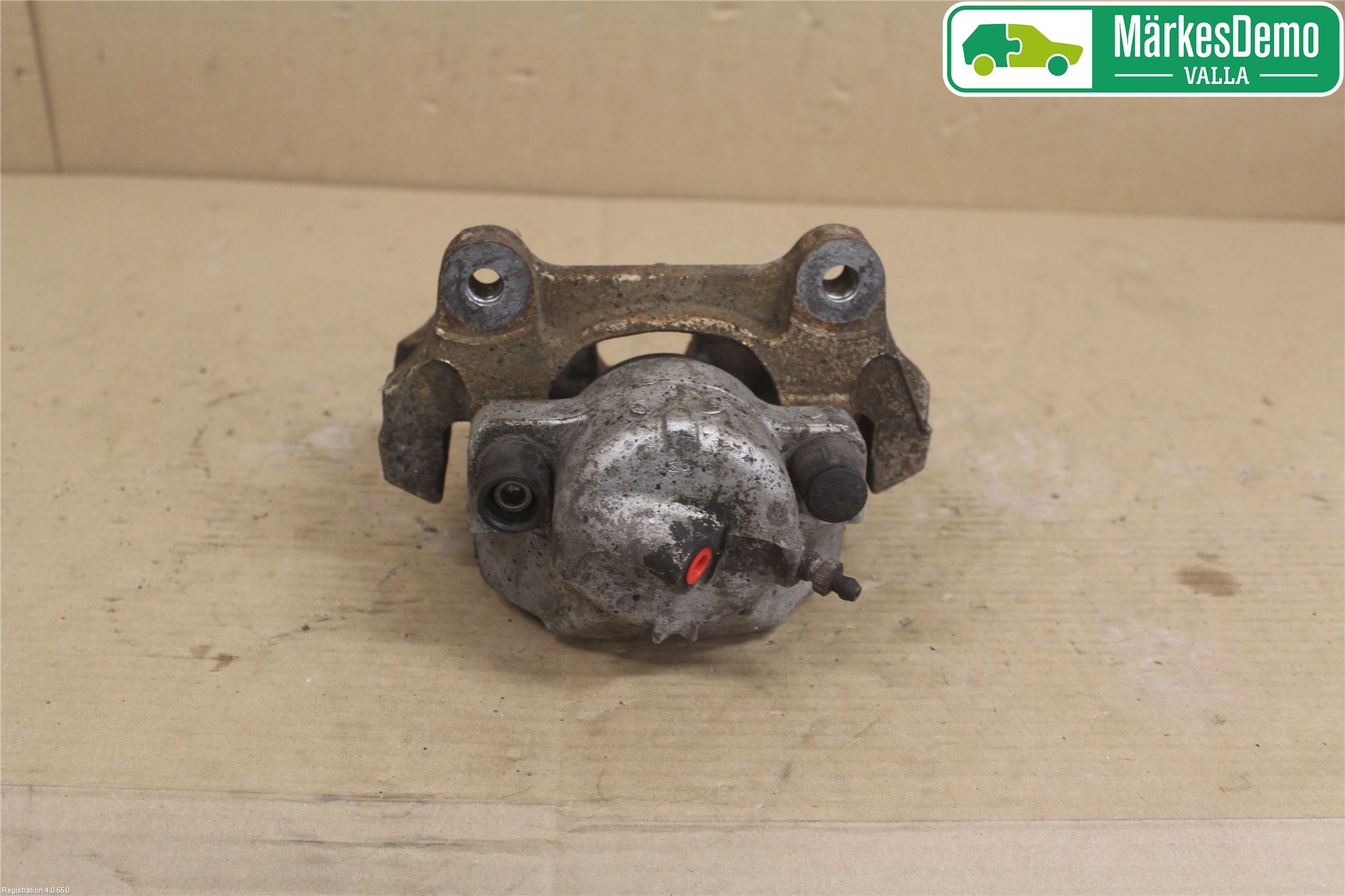 BMW 3 E90/91 SED/TOU 05-12 Bromsok Fram Höger