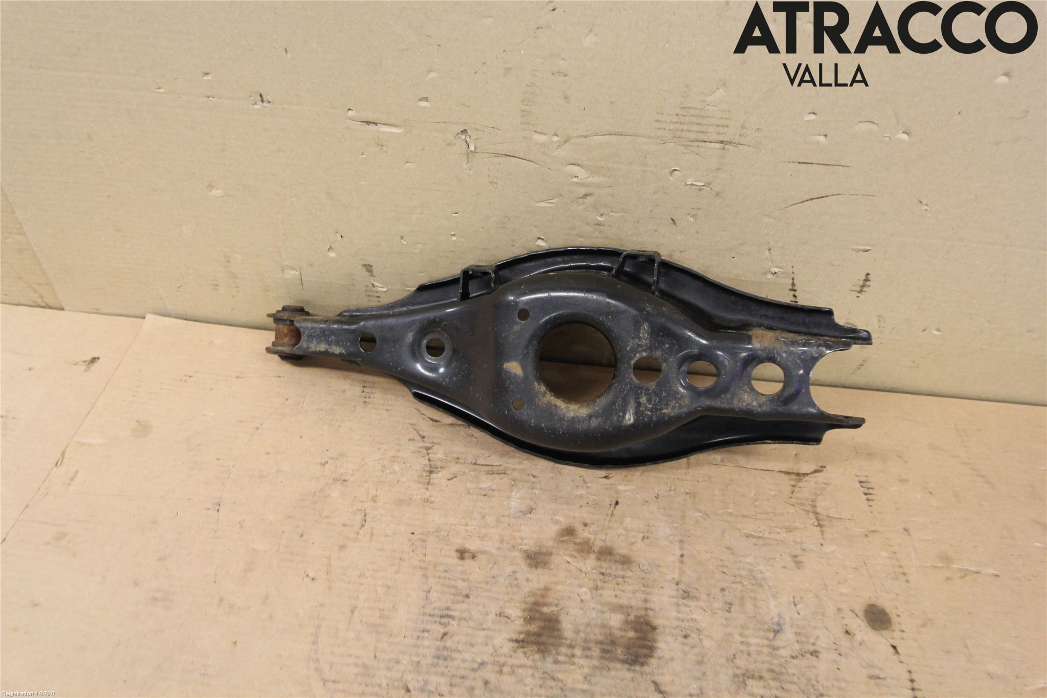 Toyota AURIS 13-19 Bärarm Bak Vänster