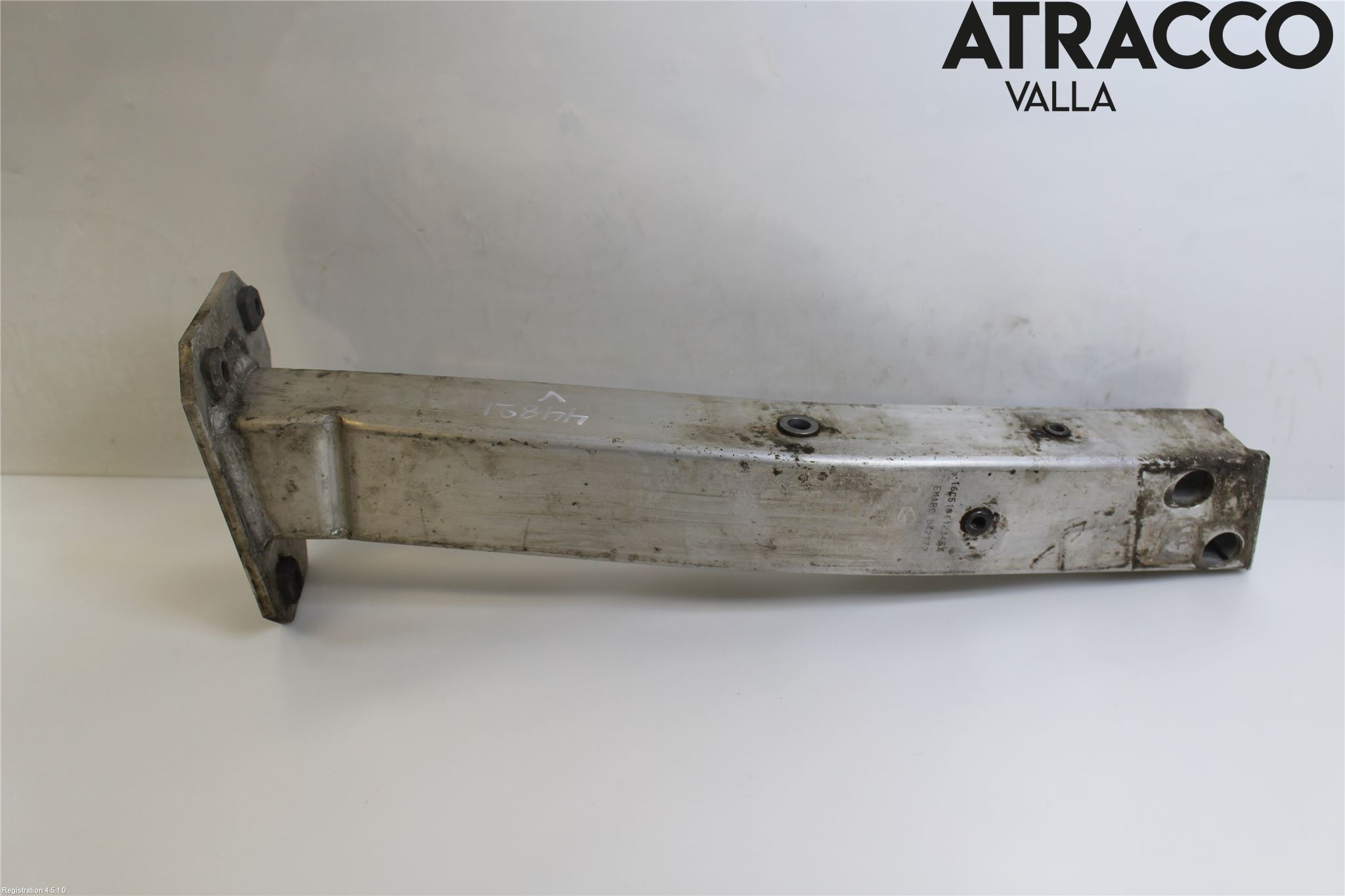 Alfa GIULIETTA Stötfångarbärjärn Fram