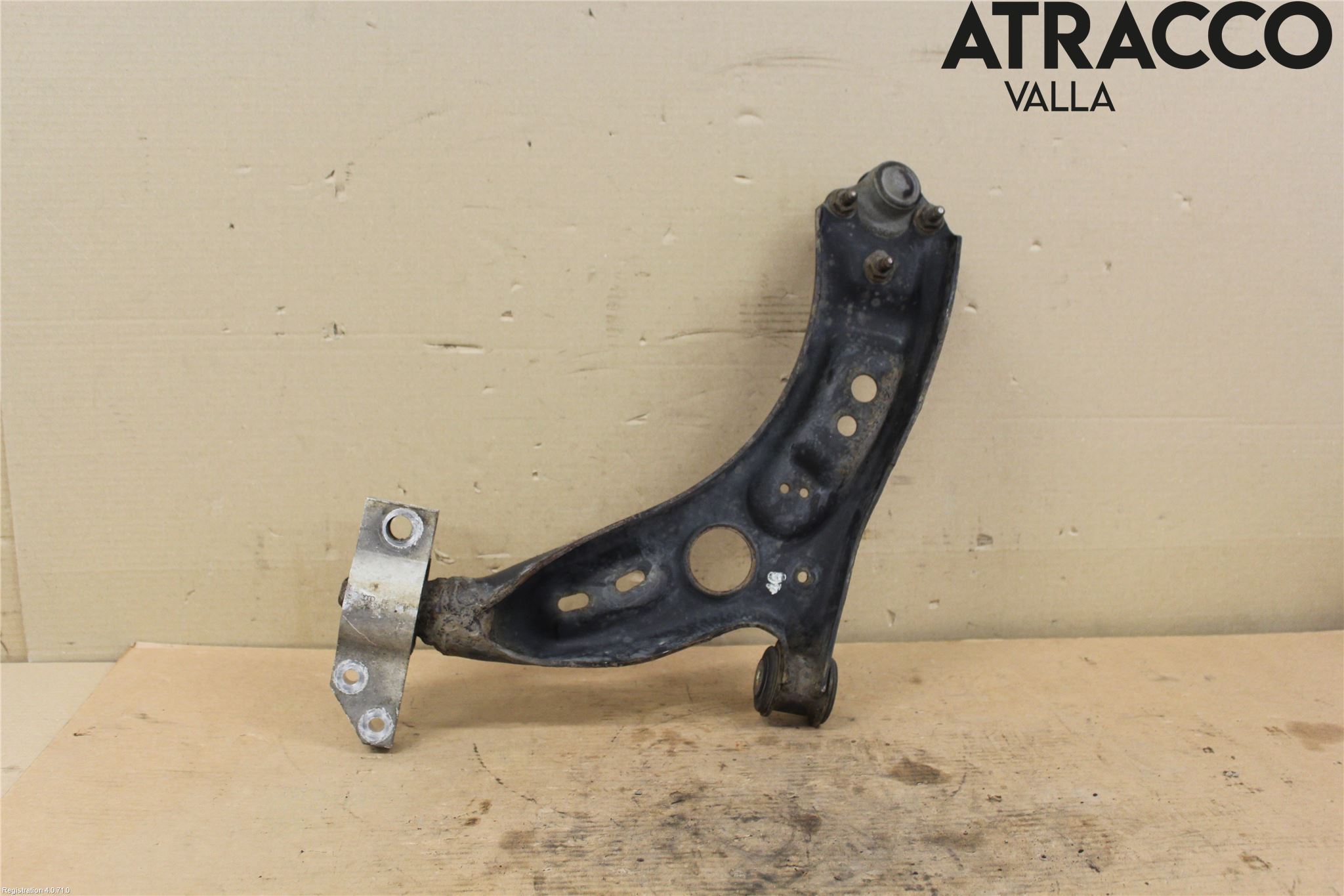 Audi A3/S3 05-13 Bärarm Fram Undre Vä