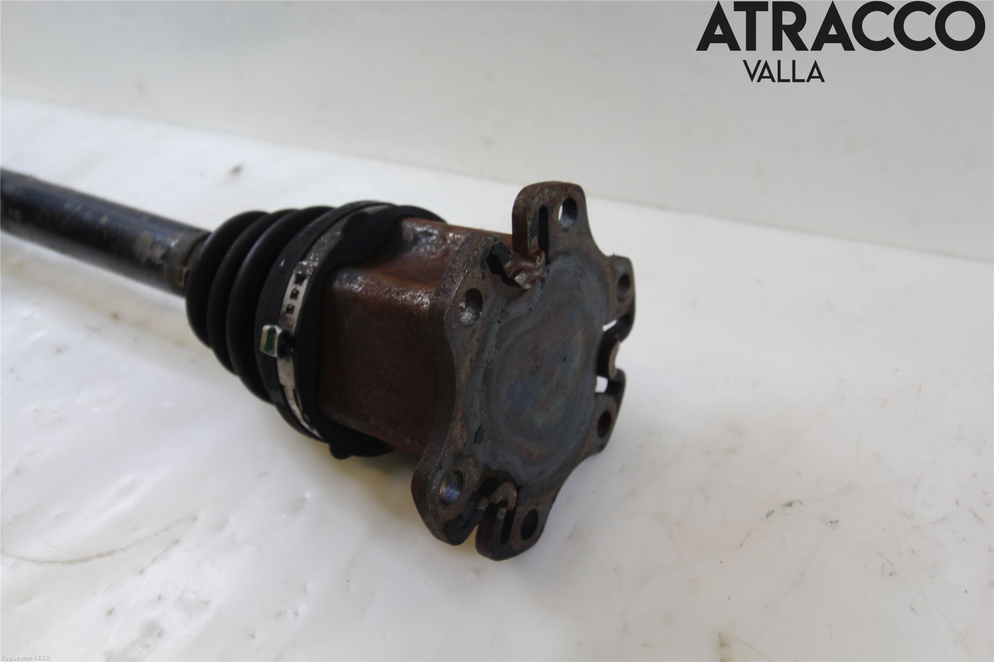 Audi A6/S6     05-11 Drivaxel Fram Höger