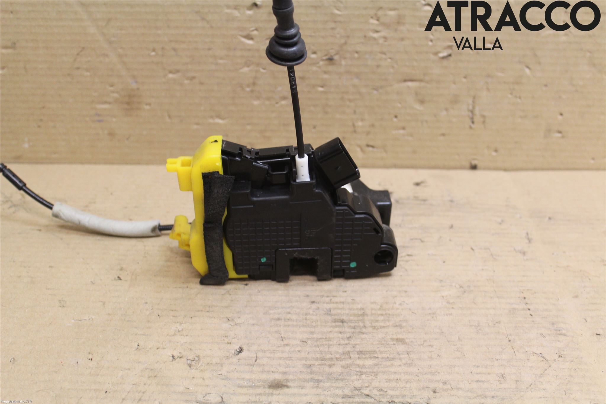 Kia CEED 12-18 Låskista-Dörrlås