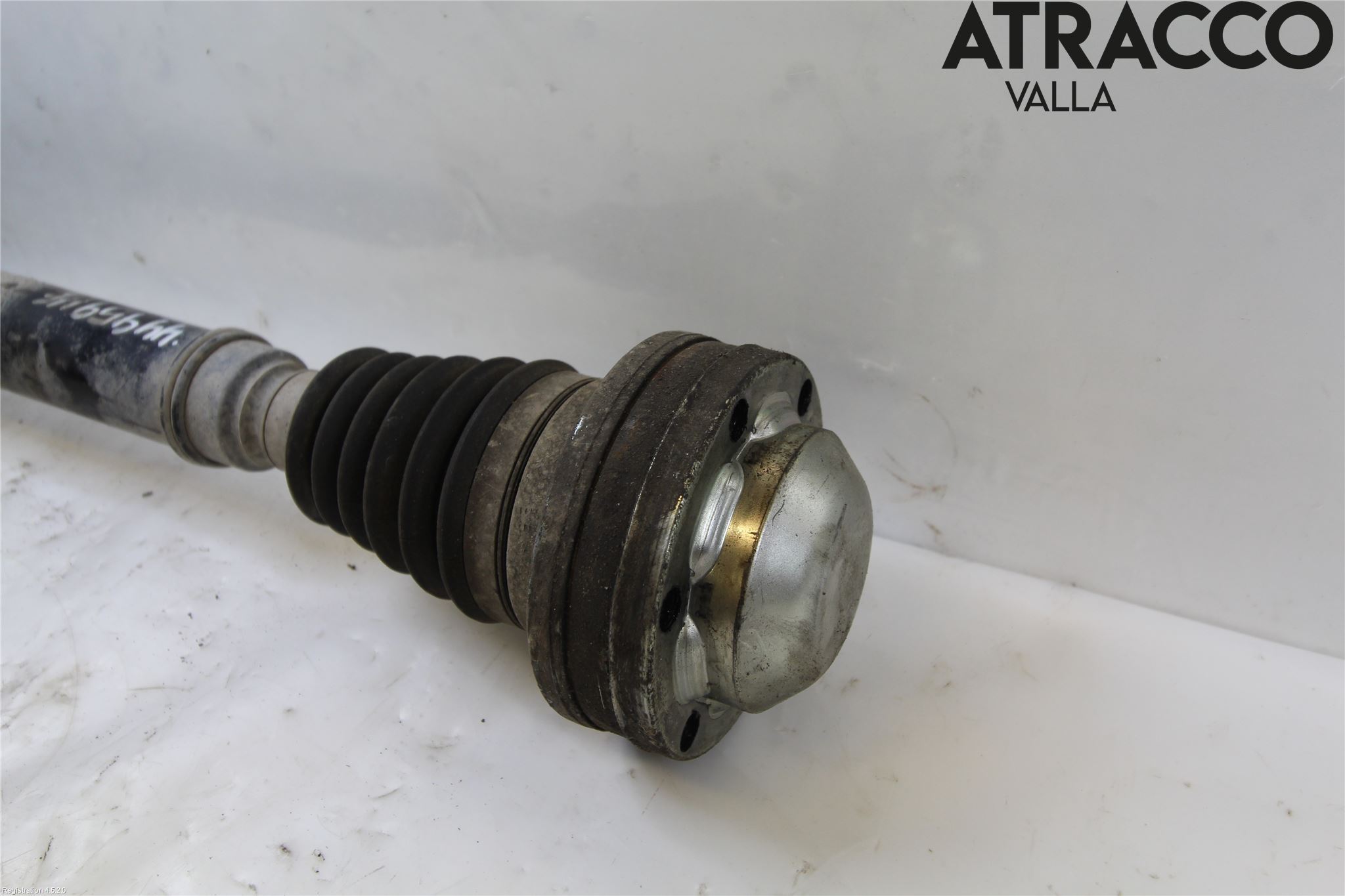 Volkswagen VW GOLF VI 09-13 Drivaxel Fram Höger