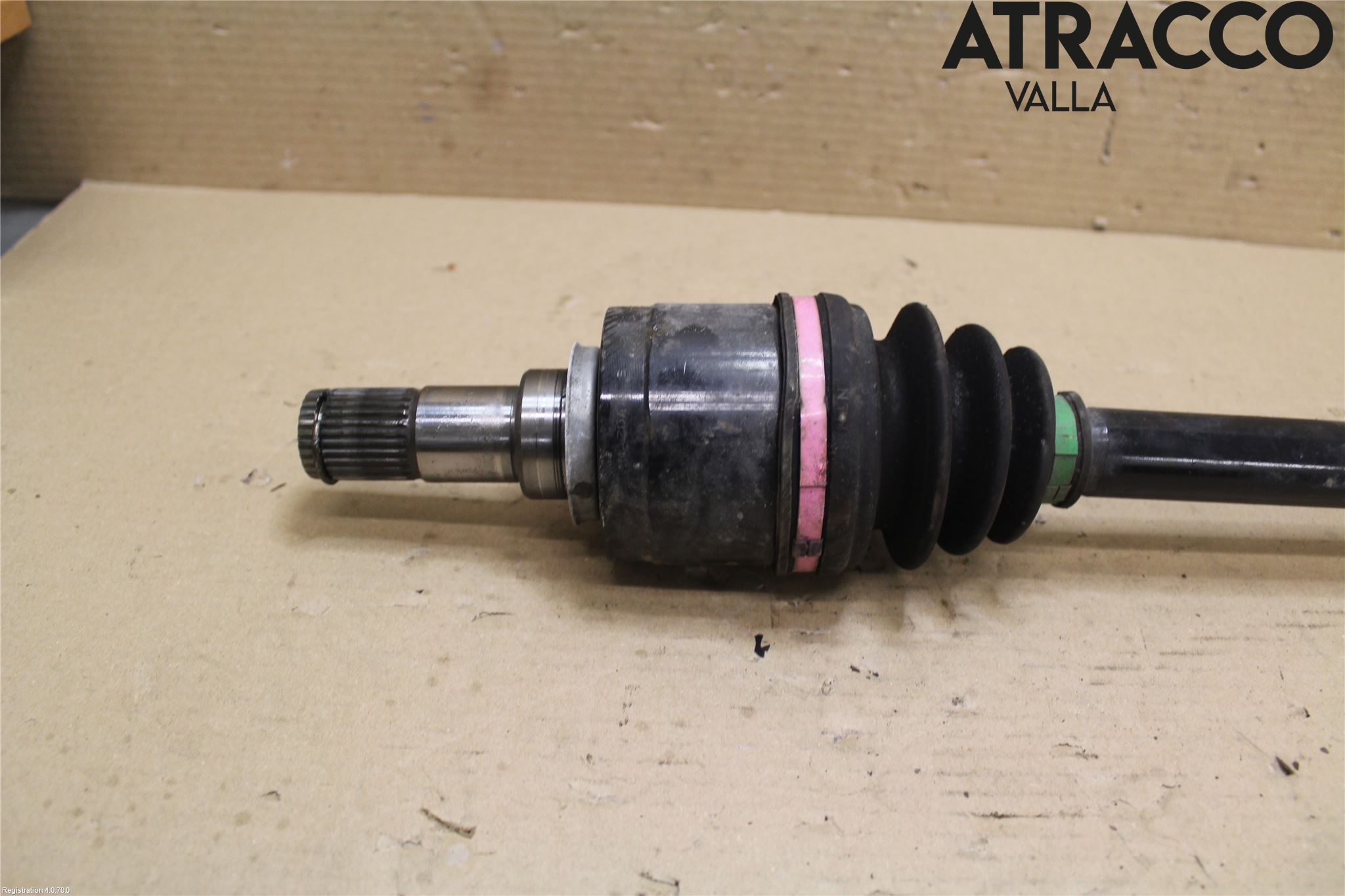 Mazda 3 III 14-19 Drivaxel Fram Vänster