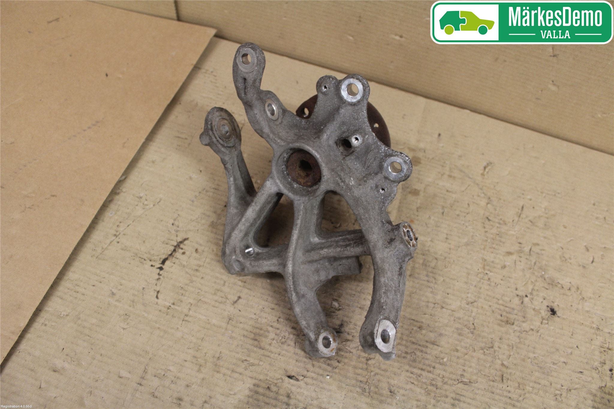 Peugeot 508 11-18 Hjullagerhus Bak Hö