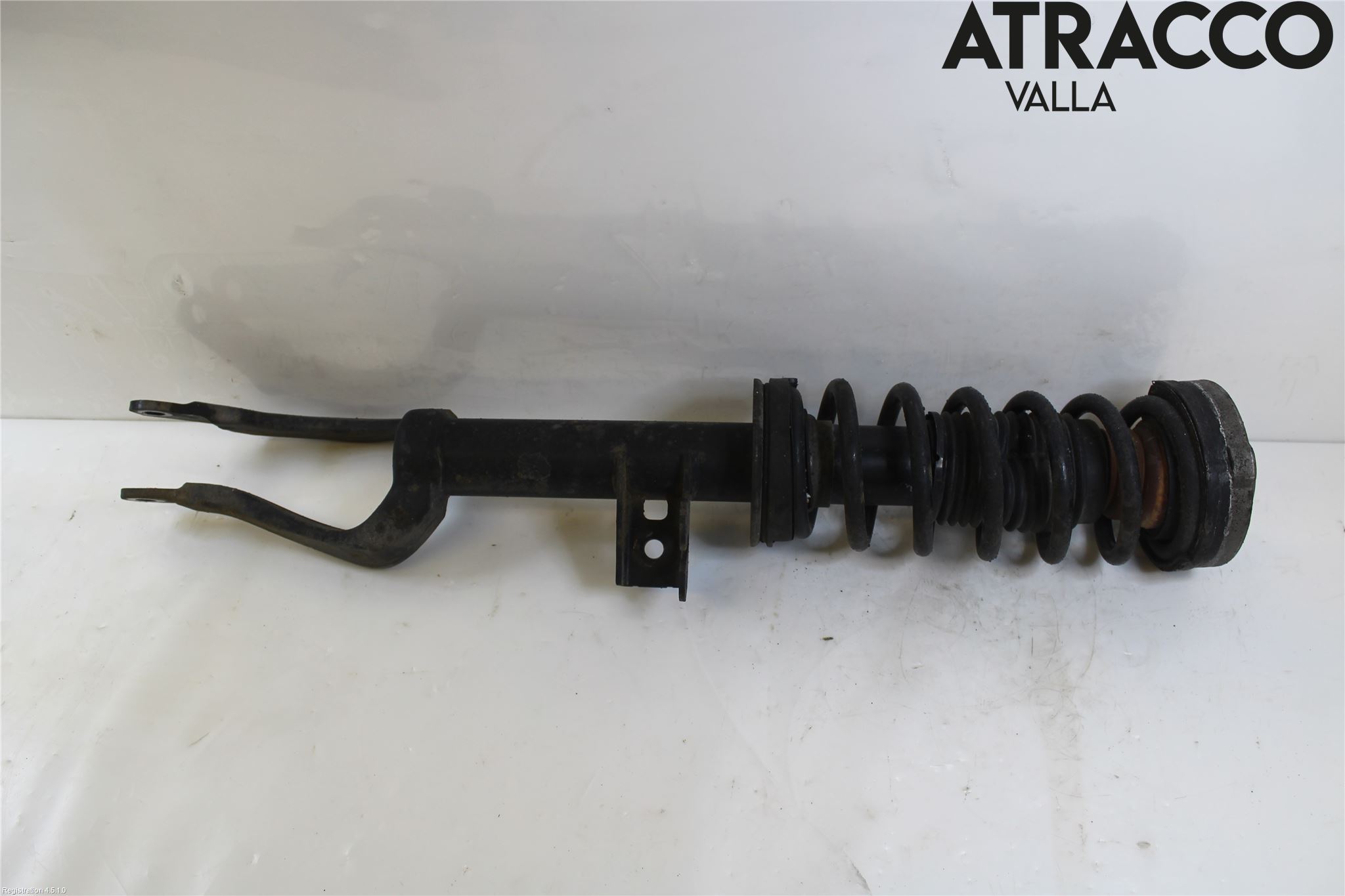 BMW 5 F10/F11/F18 09-17 Fjäderben Fram Höger