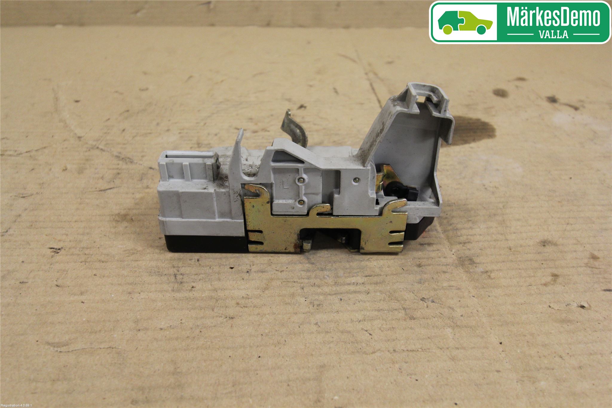 Peugeot 307     05-08 Låskista-Dörrlås