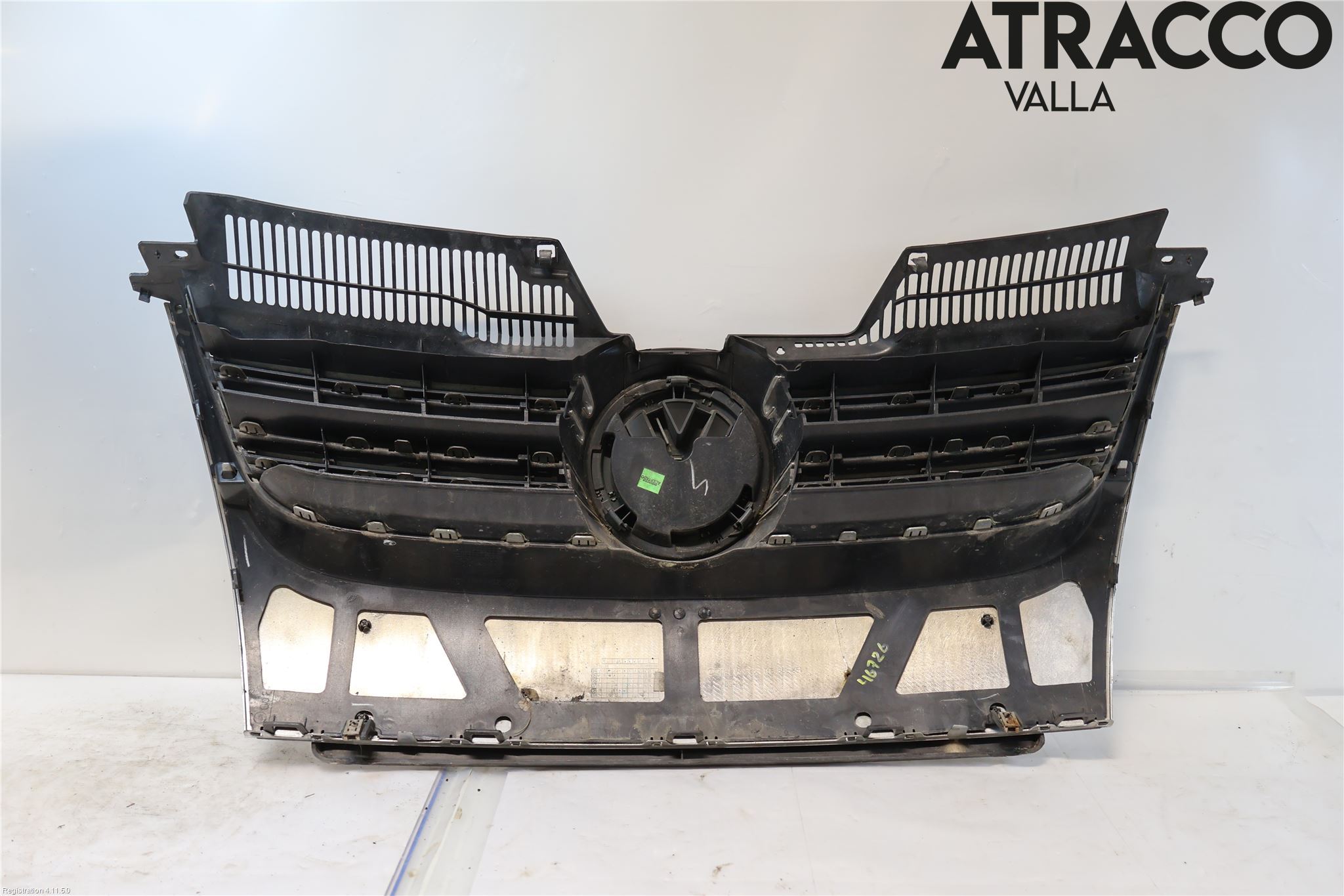 Volkswagen VW GOLF V 04-09 Grill Komp