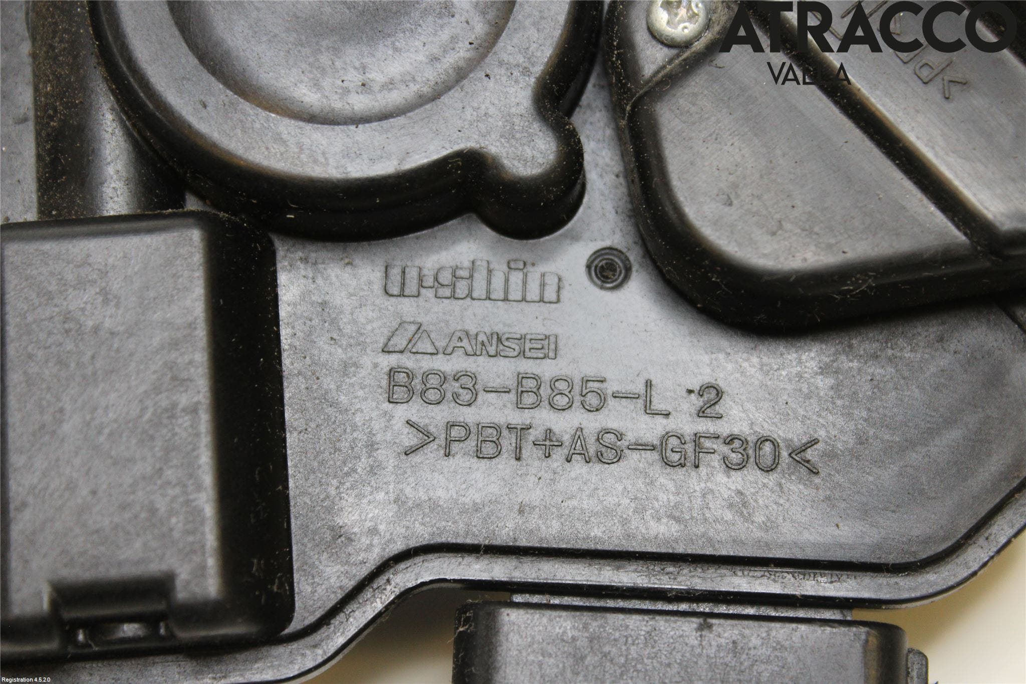 Mazda 3 I 07-08 Låskista-Dörrlås