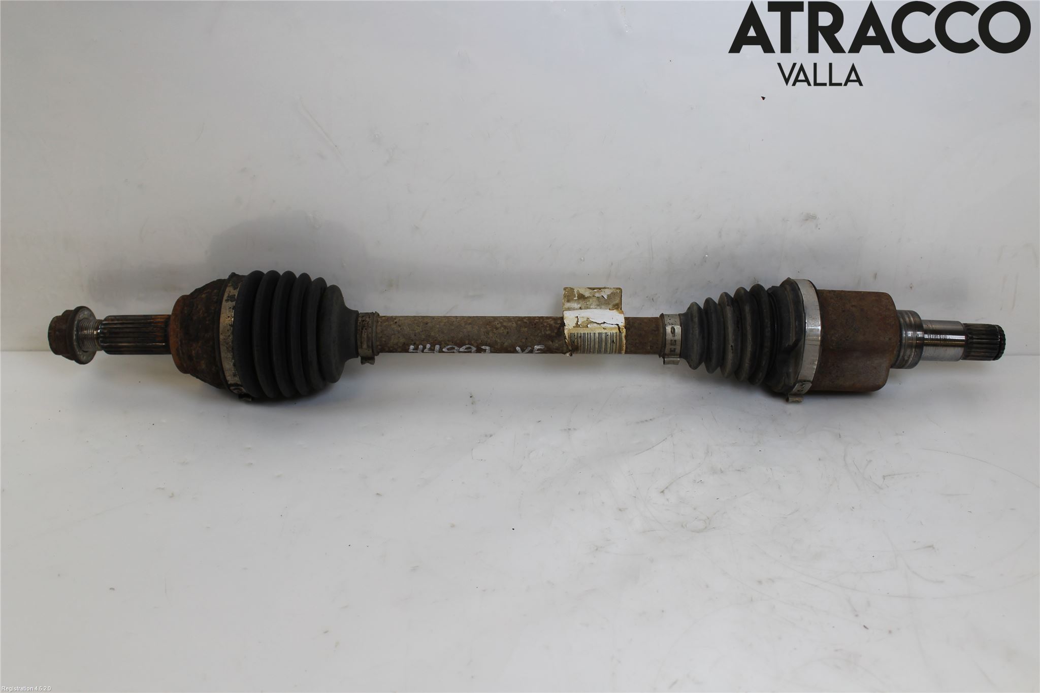 Ford FIESTA 13-17 Drivaxel Fram Vänster