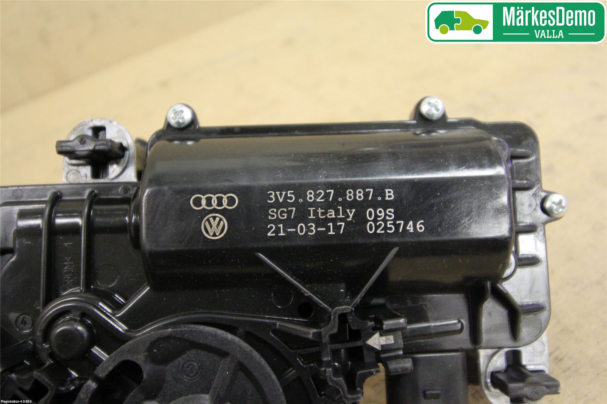 Audi A5 17- Bakluckeöppnare Automatisk