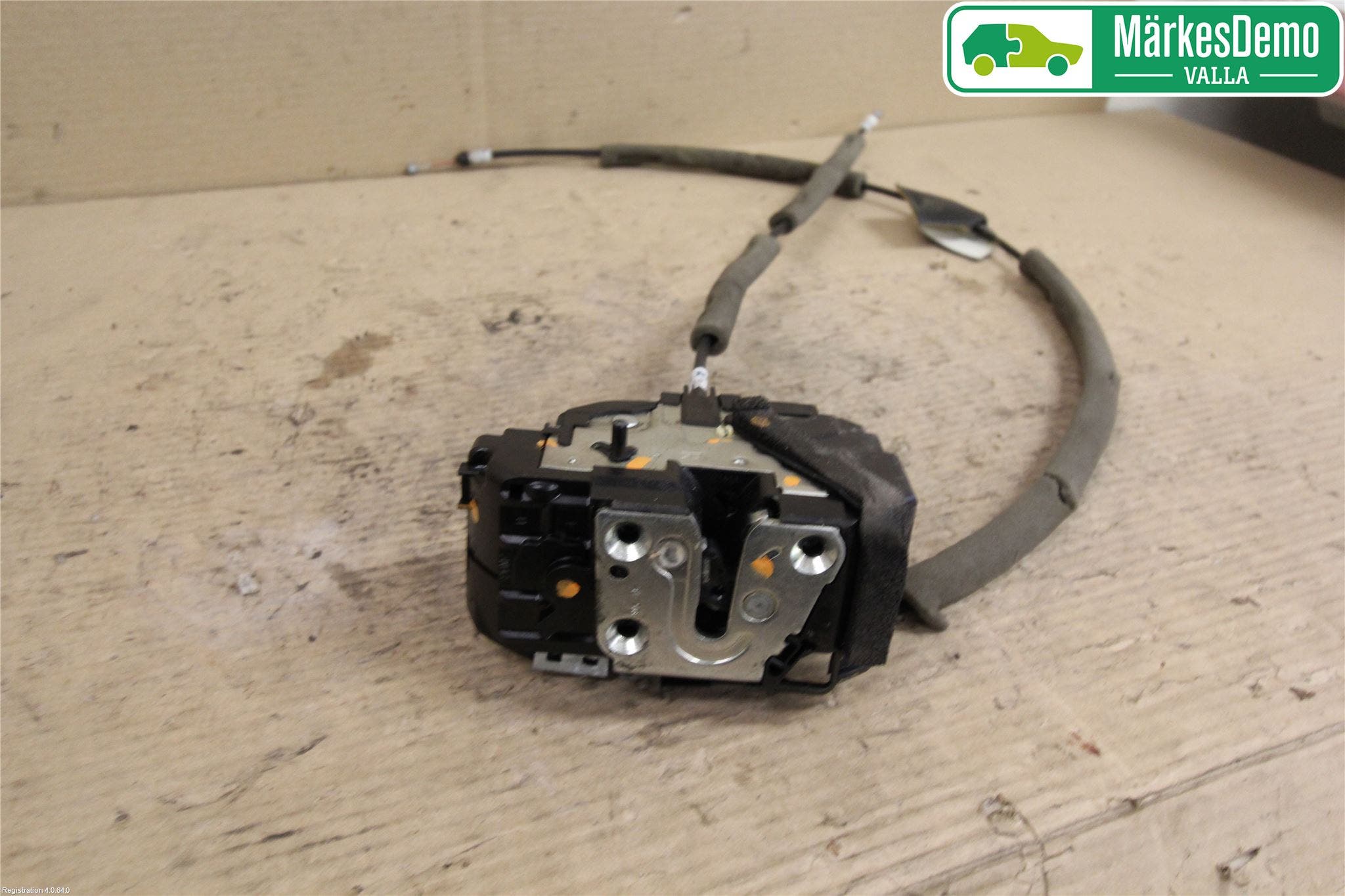 Nissan PULSAR Låskista-Dörrlås