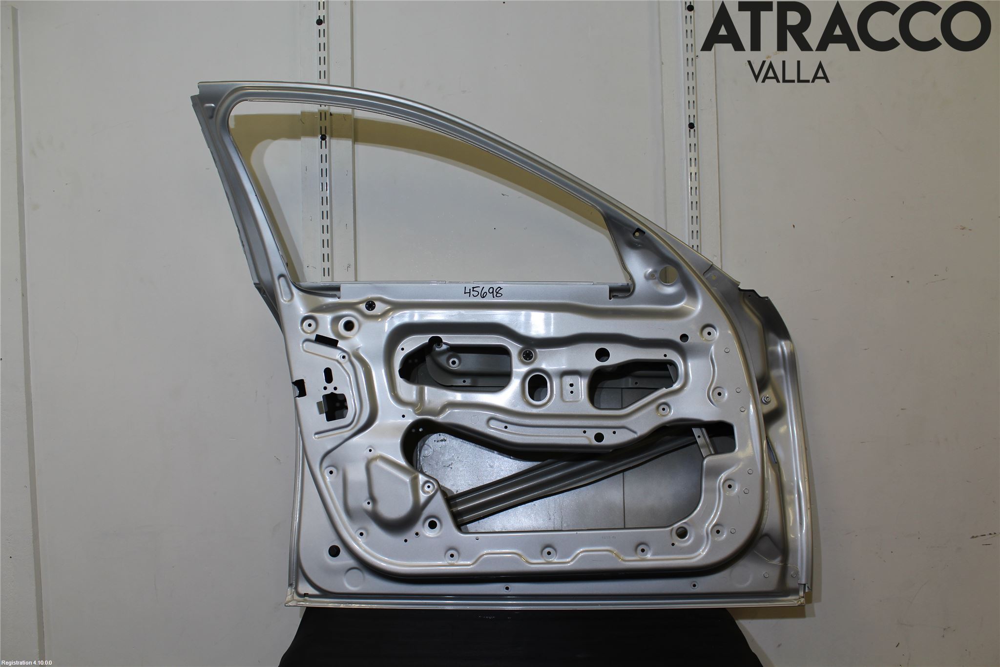 BMW 5 F10/F11/F18 09-17 Dörr Fram Vänster