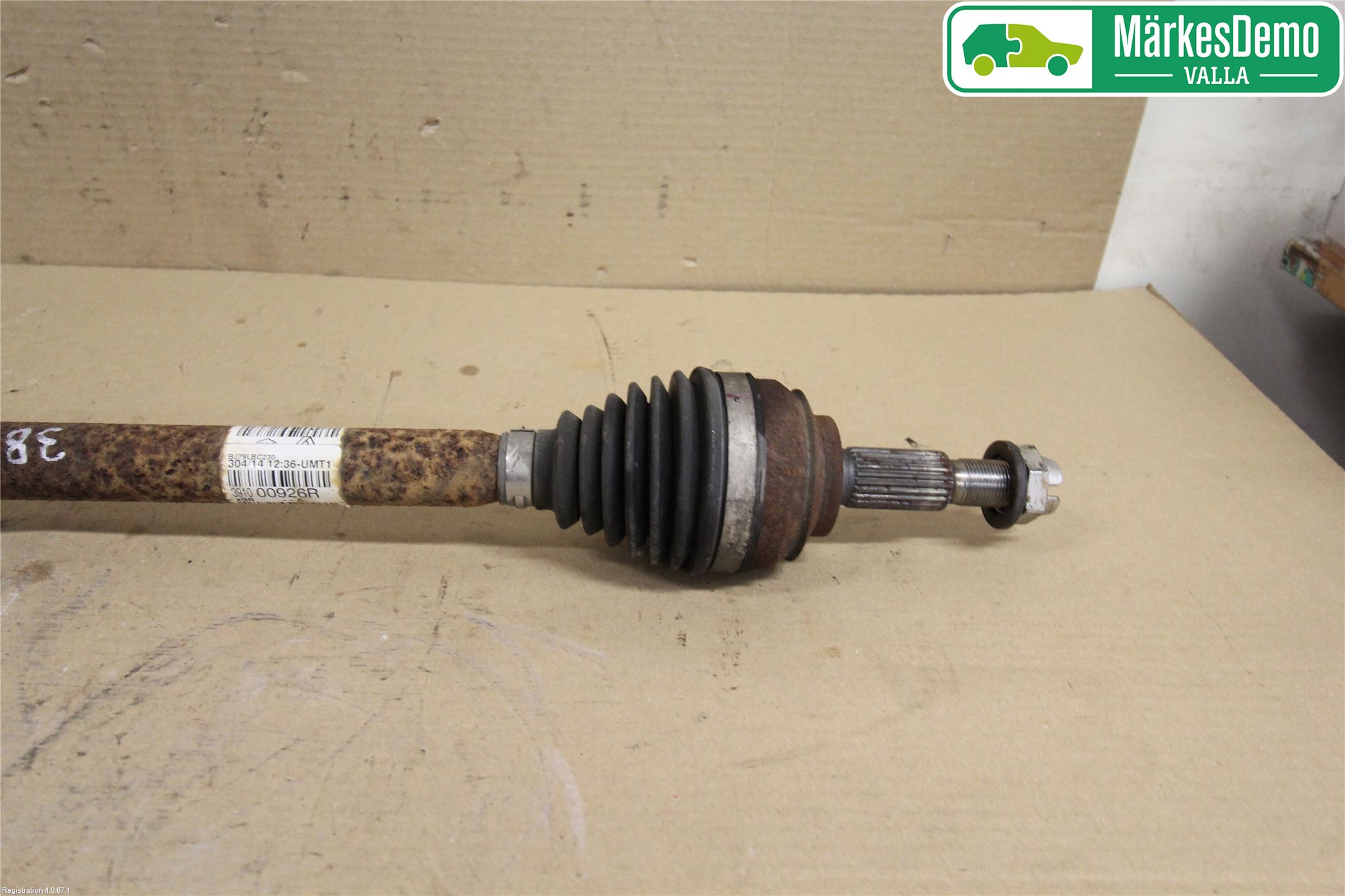 Renault CLIO IV 12-16 Drivaxel Fram Höger