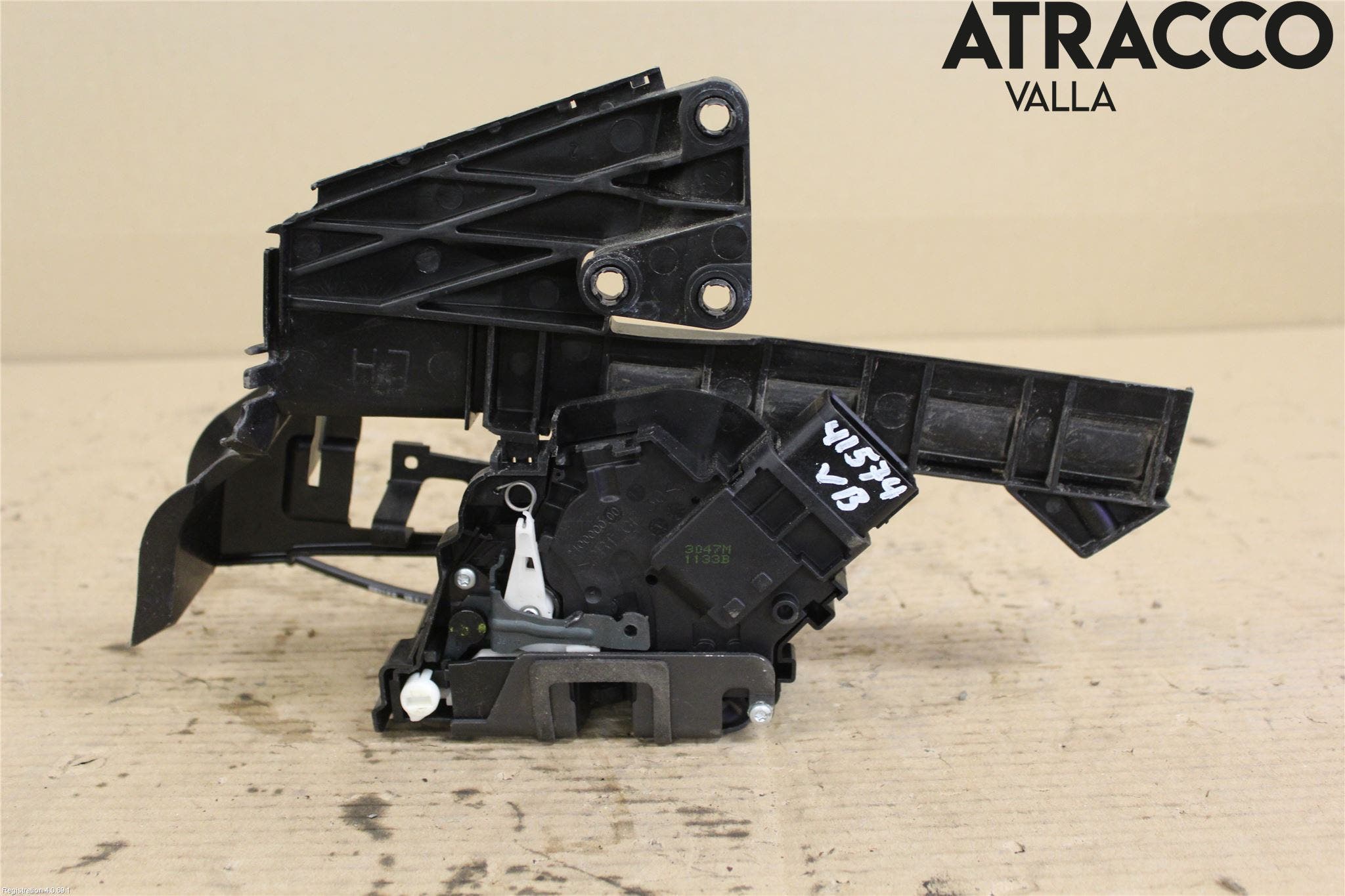 Ford FOCUS 04-07 Låskista-Dörrlås