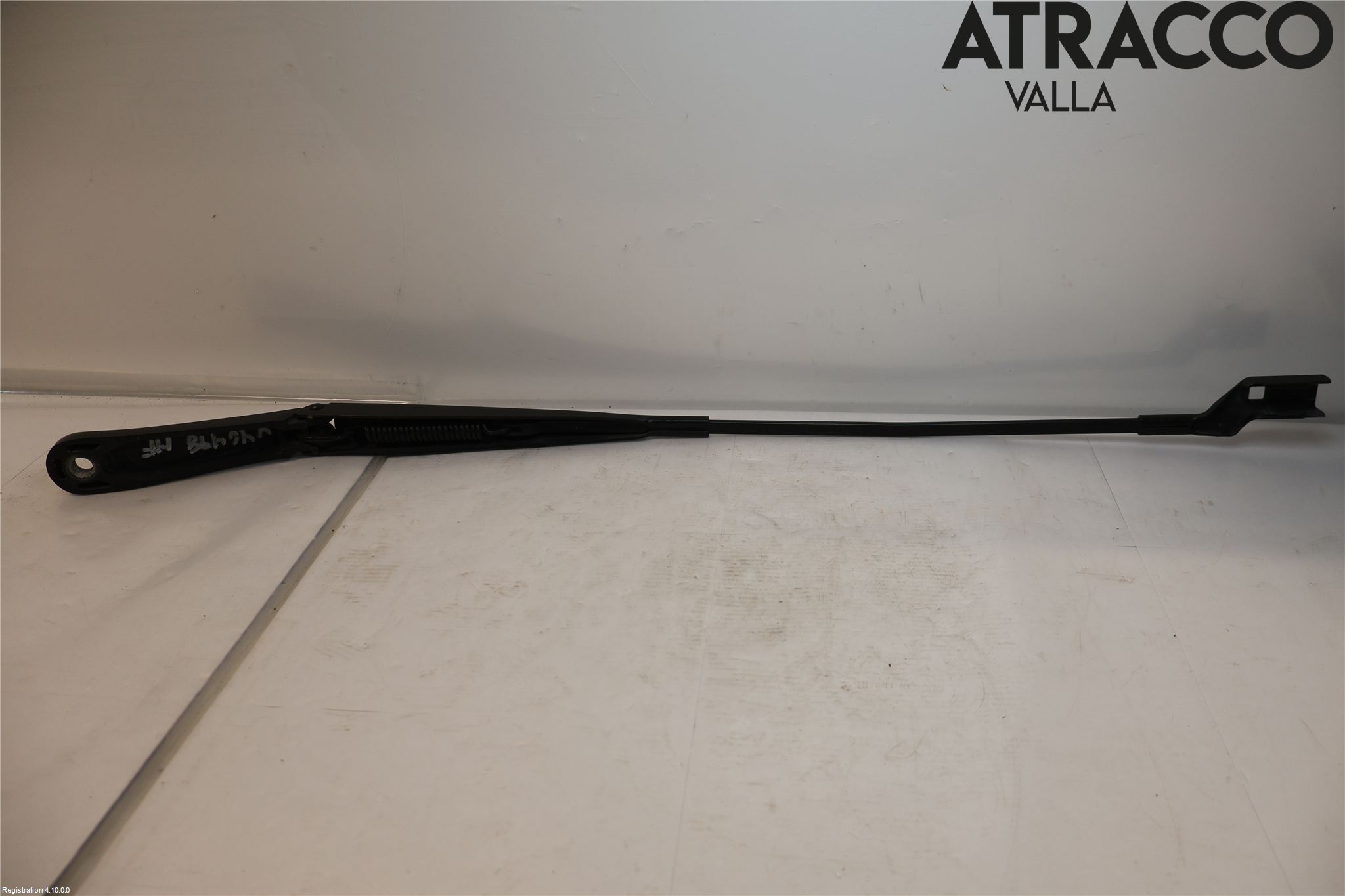 Jaguar XE (X760) 15-24 Torkararm Armar Vindruta