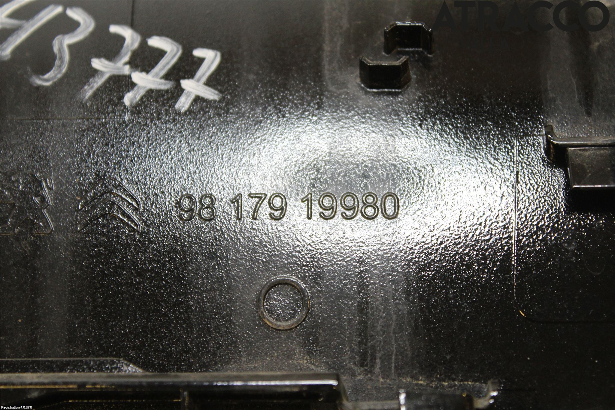 Peugeot PARTNER/E-PARTNER 19- Tanklucka