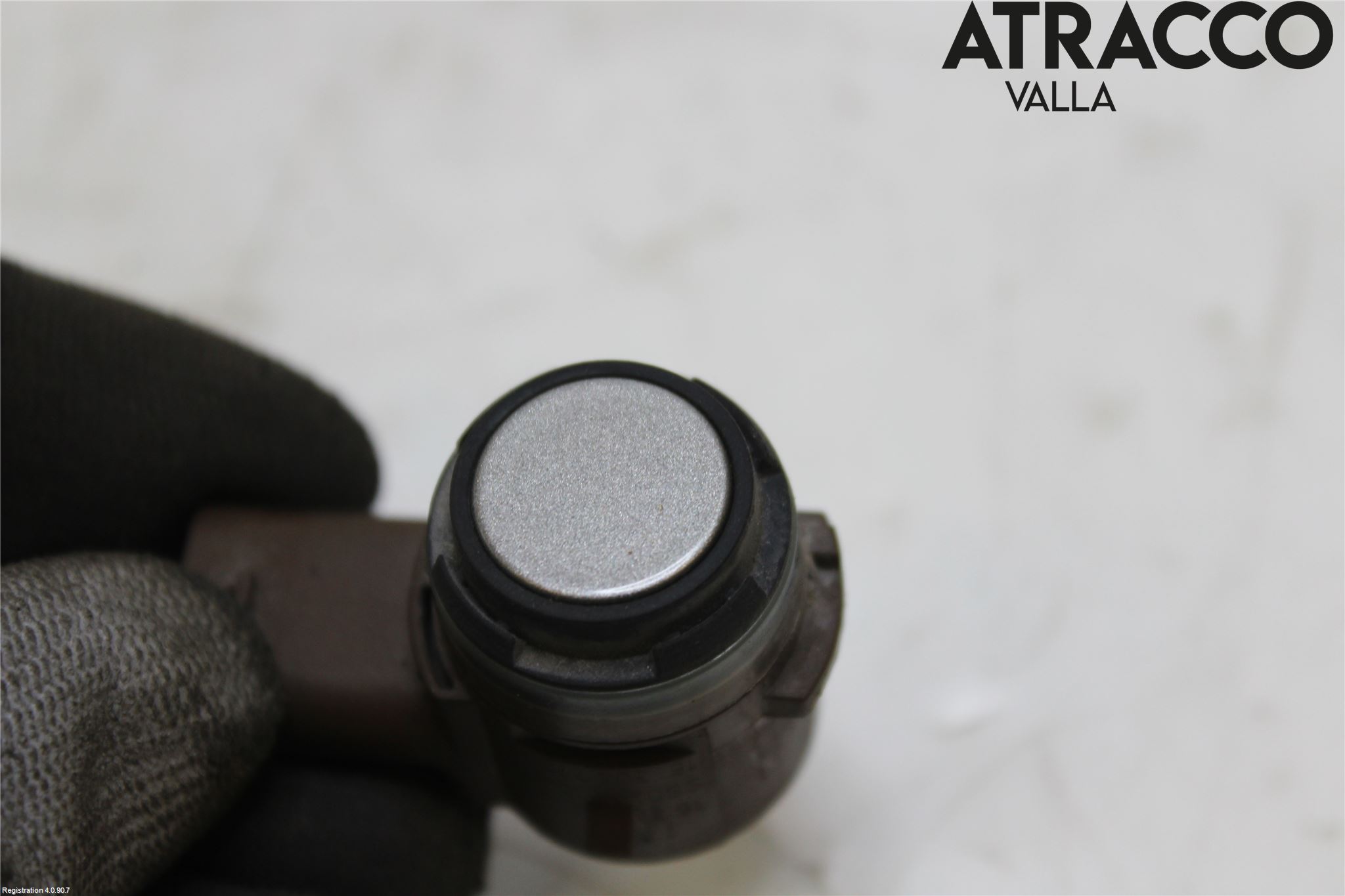 Skoda SUPERB 16-24 Parkeringshjälp Frontsensor