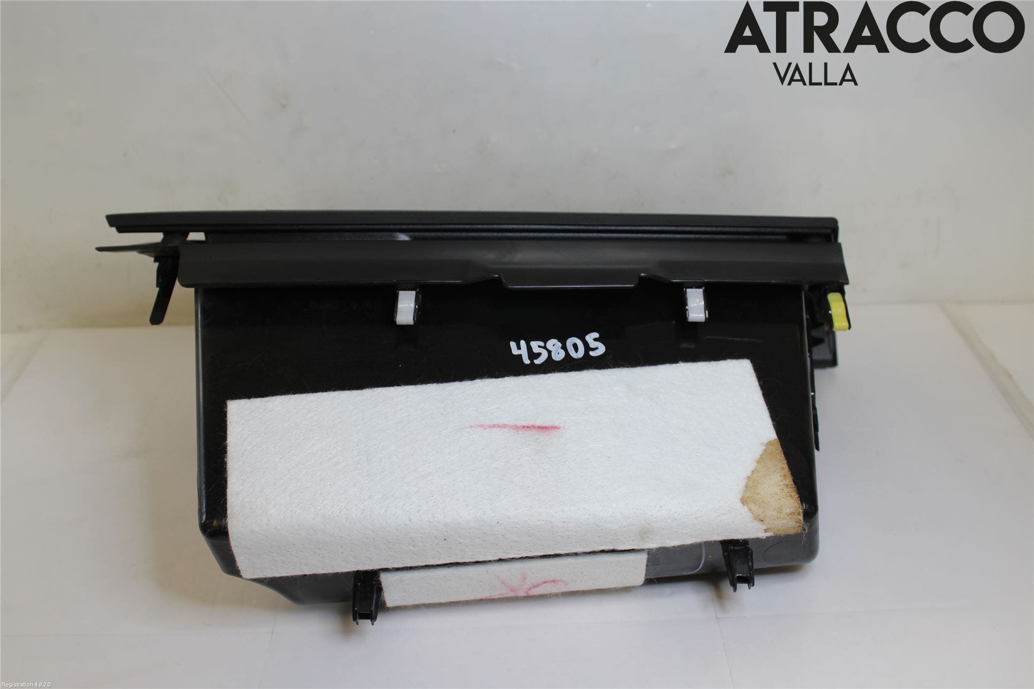 Toyota HILUX 16- Handskfack