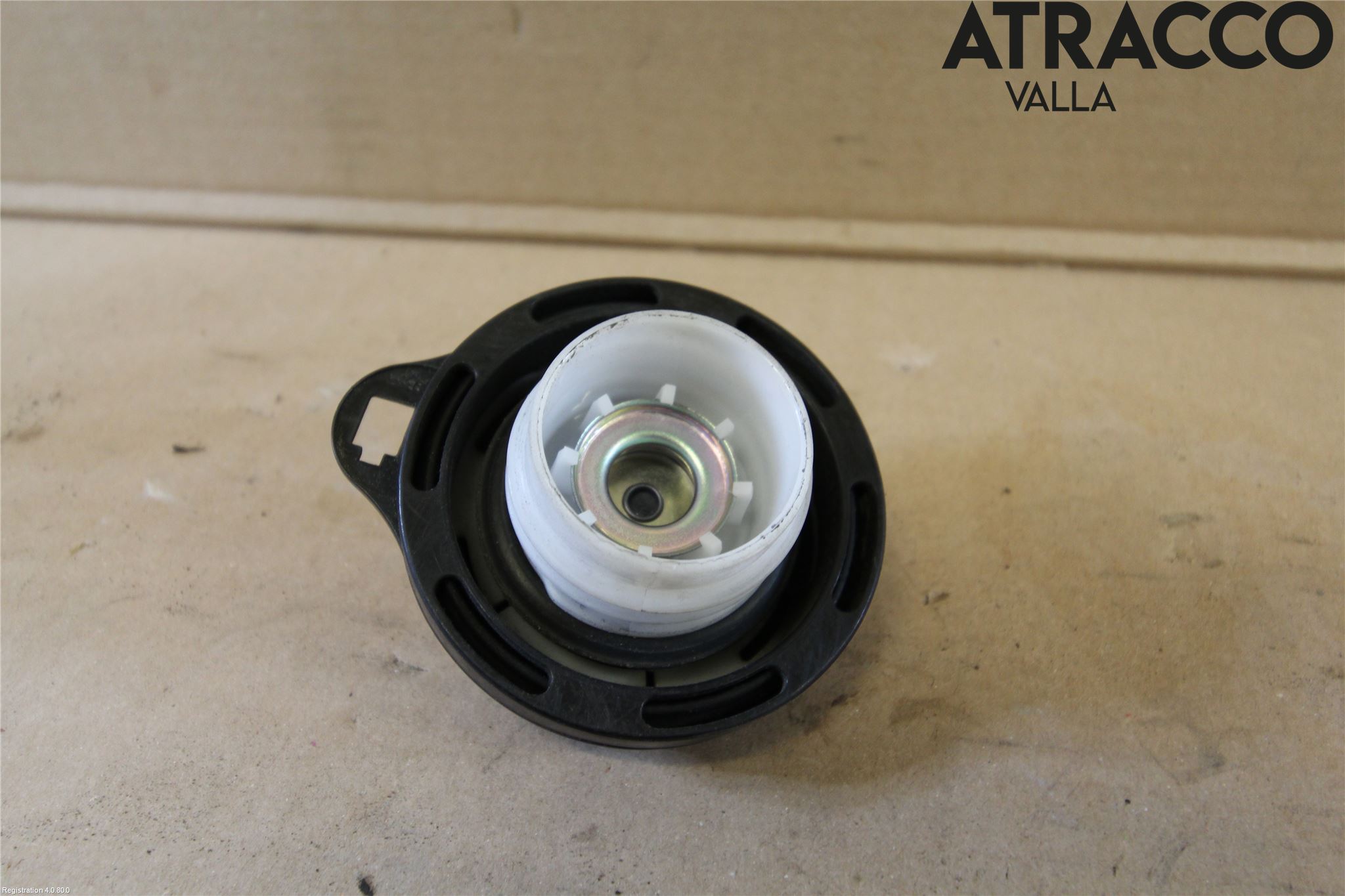 Kia CARENS III 13-19 Bränsletankslock