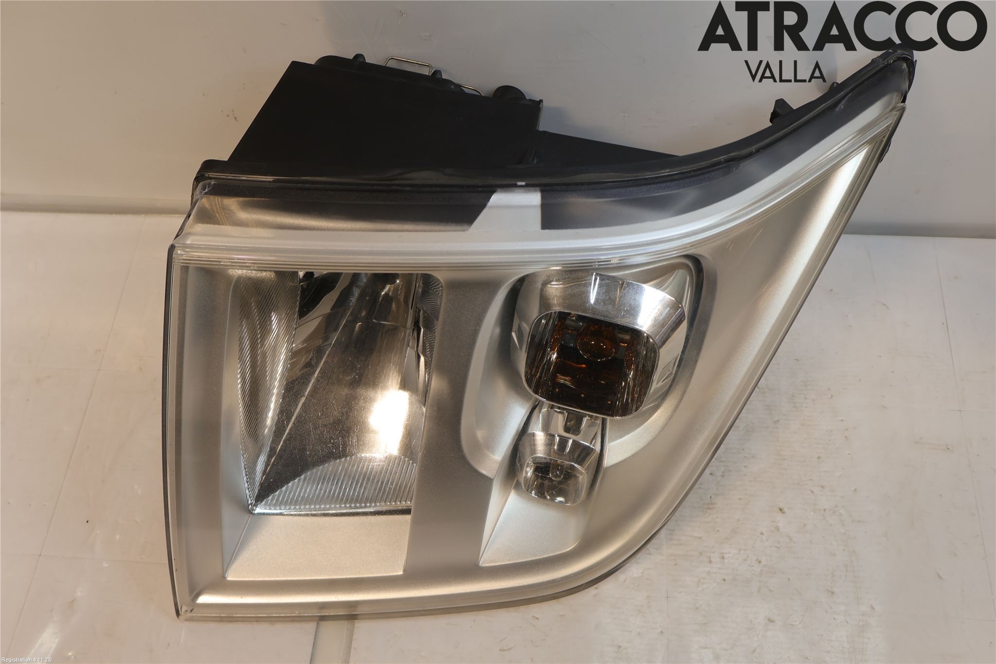 Ford TRANSIT    06-13 Strålkastare Höger