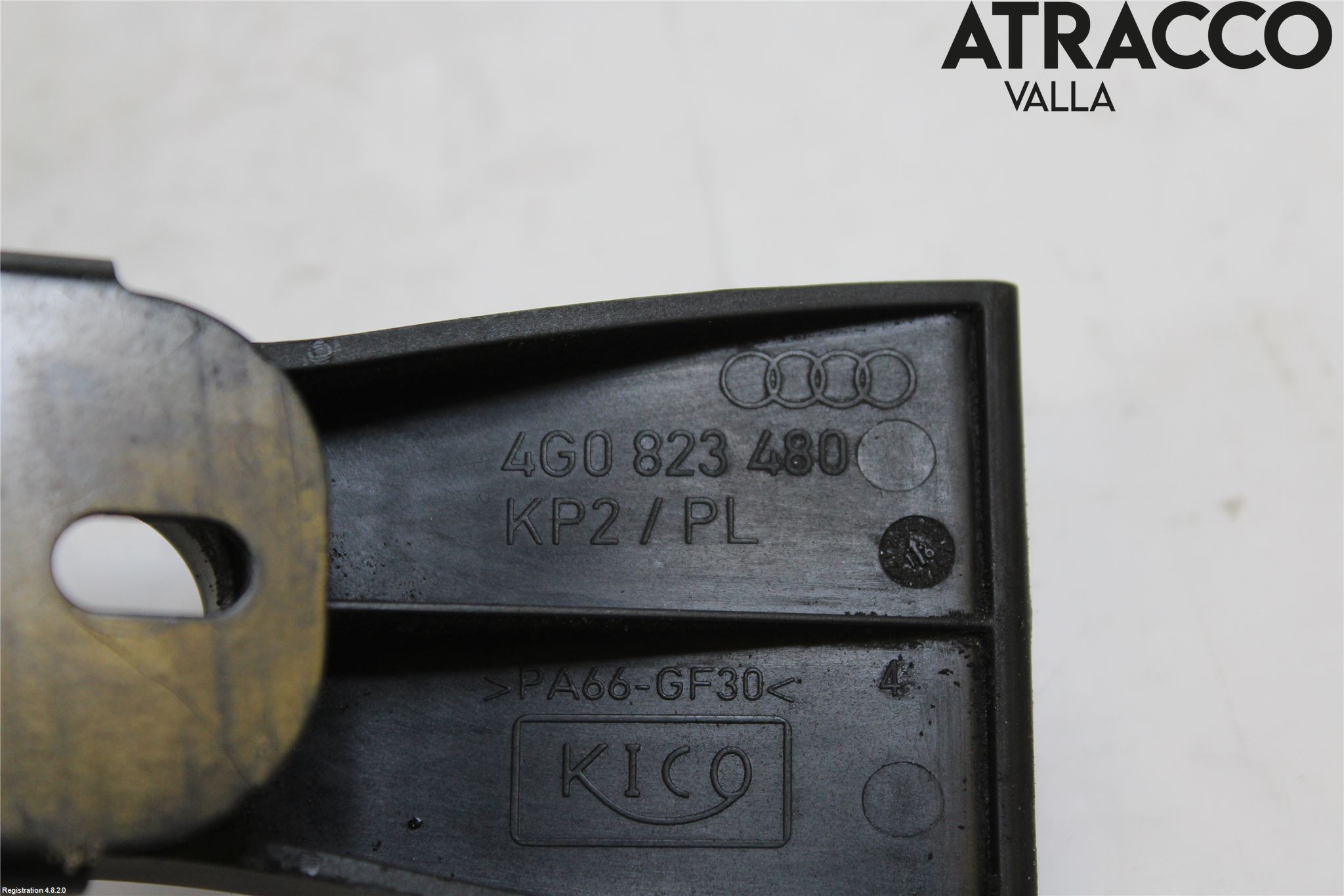 Audi A6 ALLROAD 12-18 Huv Spärr