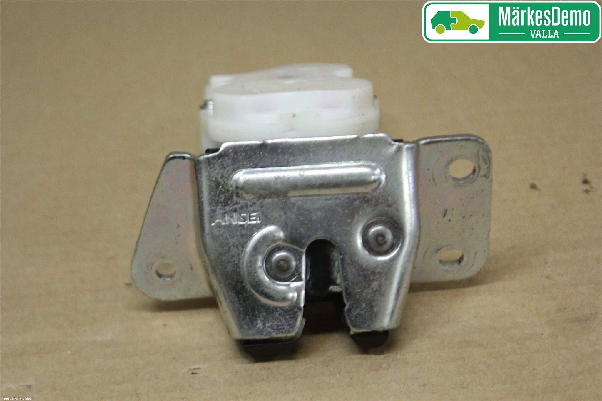 Mitsubishi OUTLANDER 07-12 Låskista Baklucka