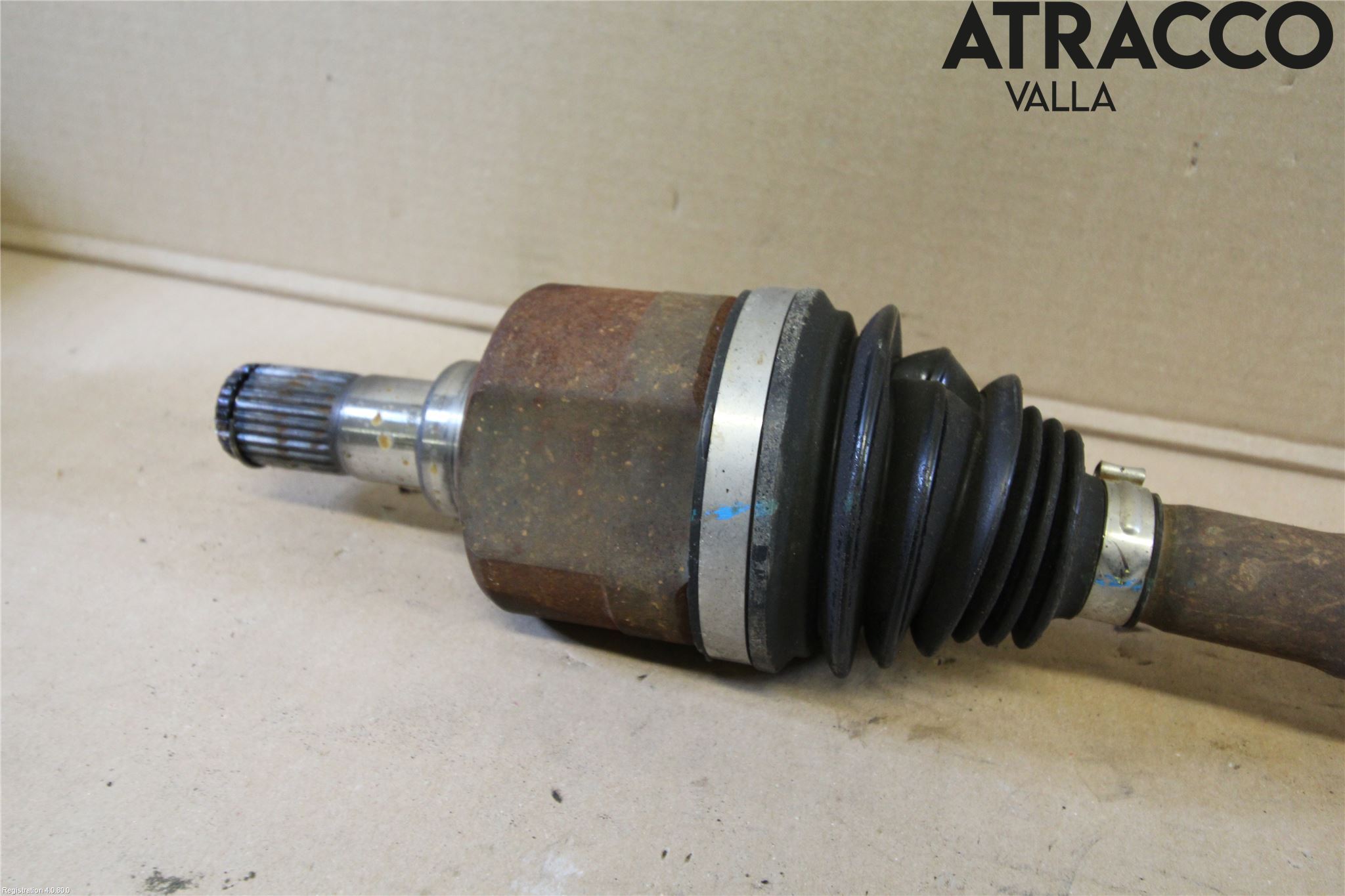 Kia CARENS III 13-19 Drivaxel Fram Höger