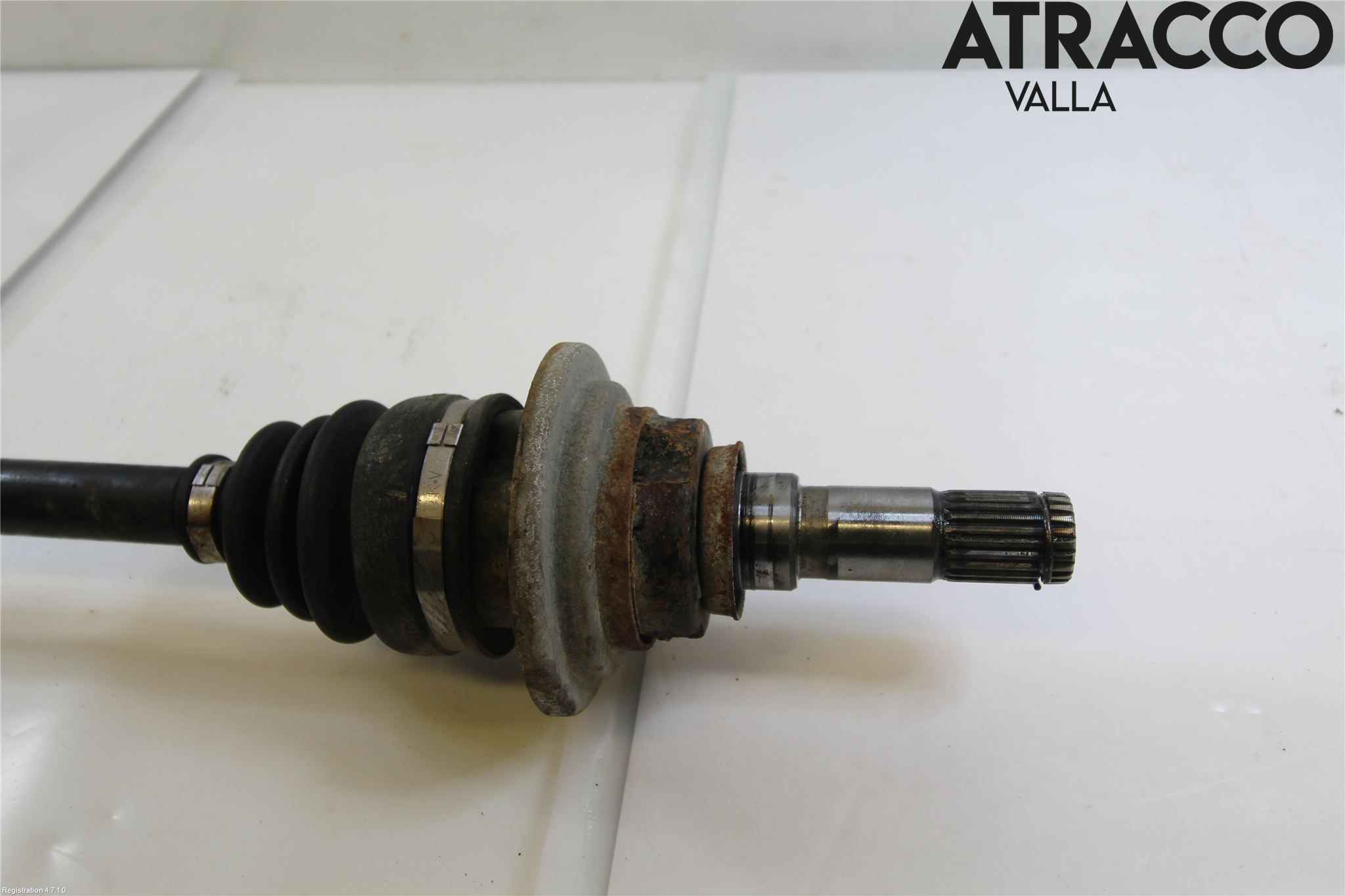 Mazda CX-5 17- Drivaxel Bak Vänster