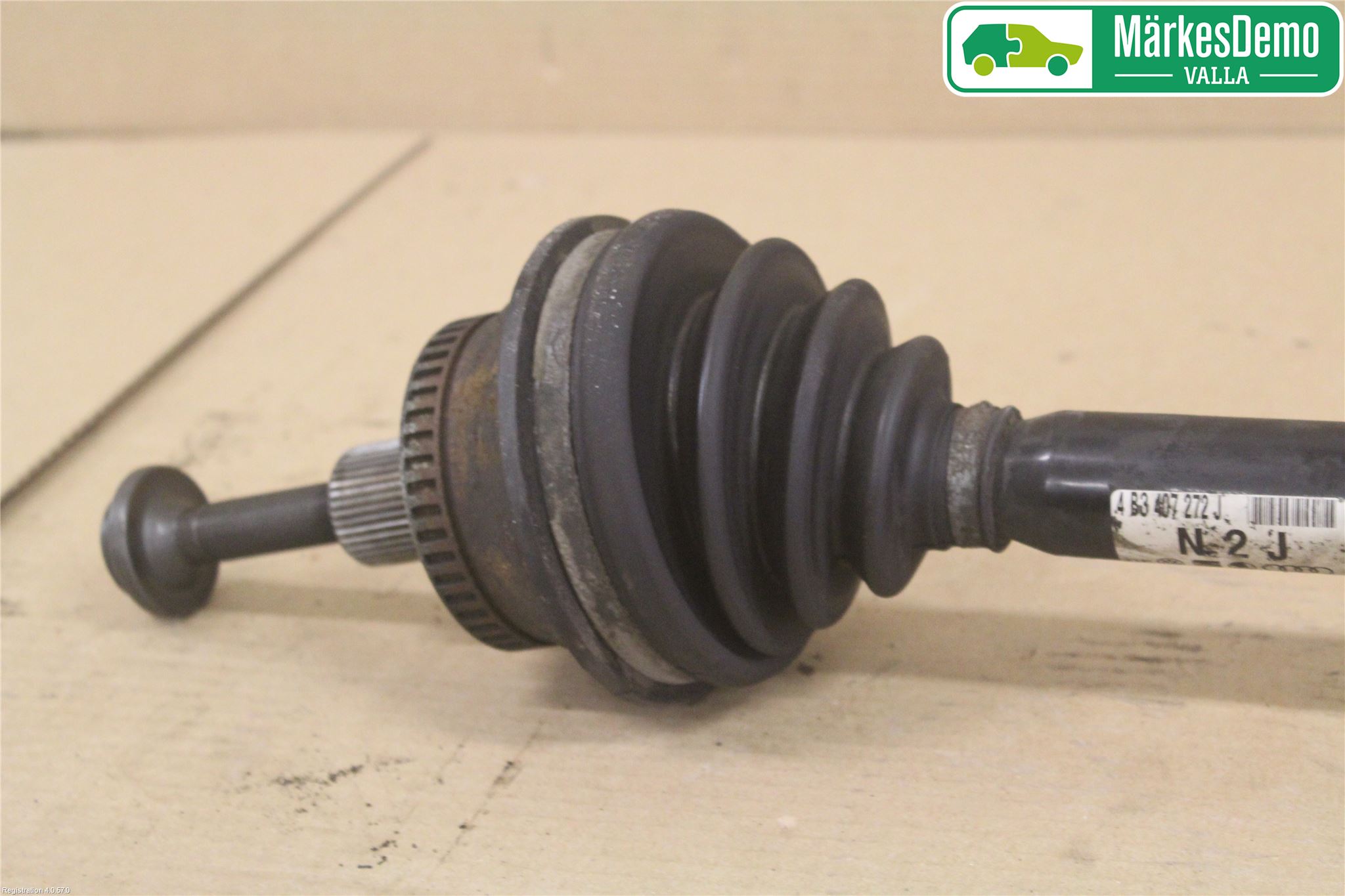 Audi A6/S6     97-05 Drivaxel Fram Höger