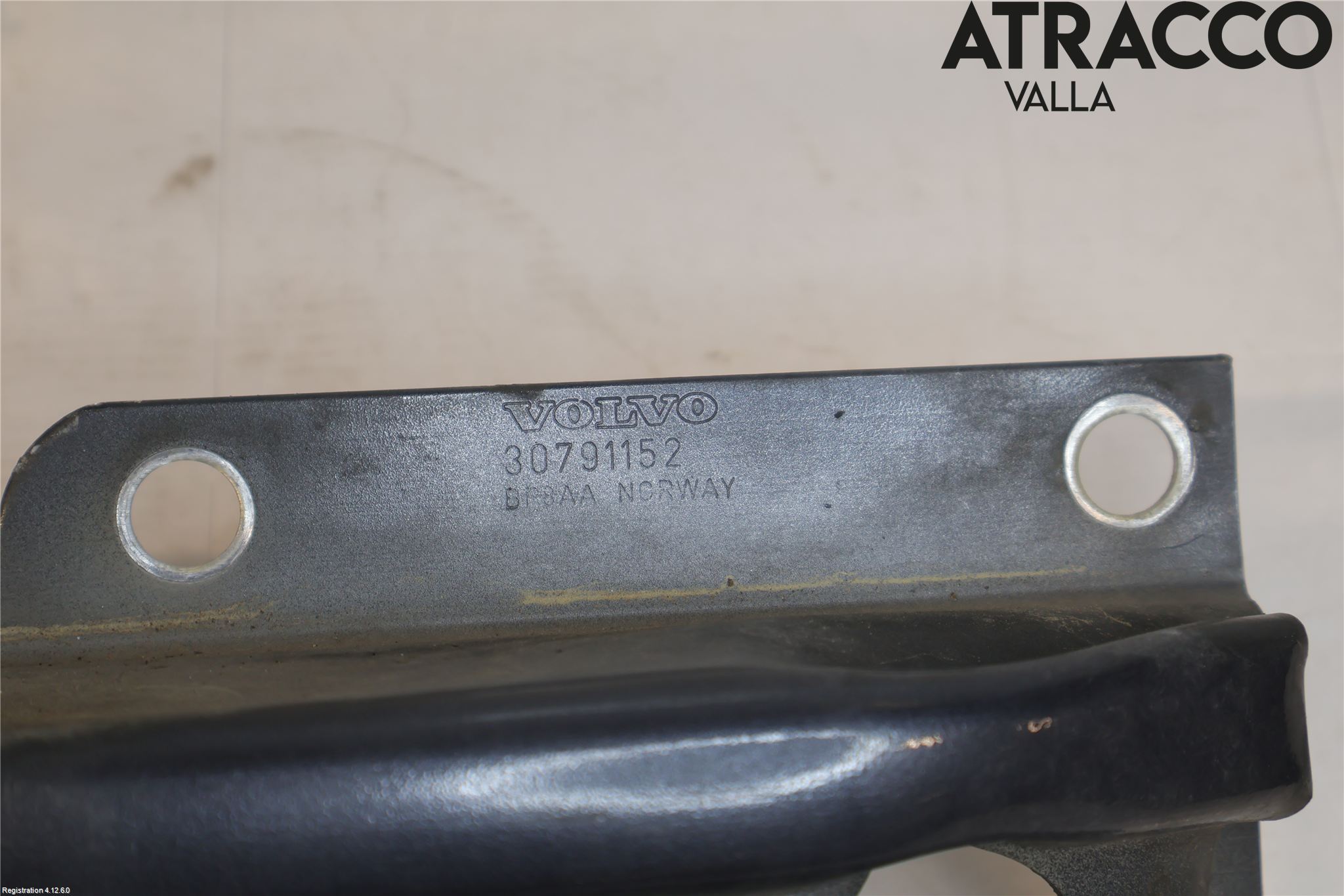 Volvo V70 08-13 Stötfångarbalk Fram