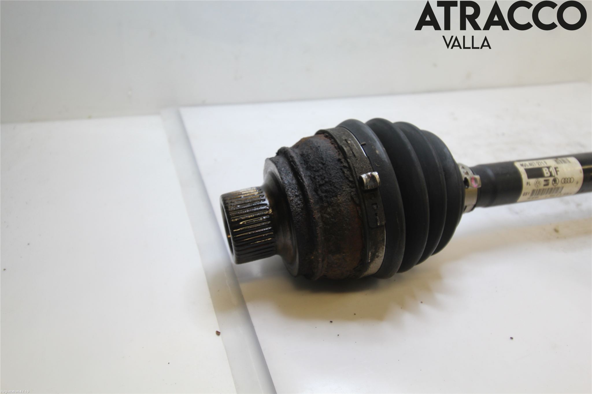 Audi Q5 09-16 Drivaxel Fram Höger
