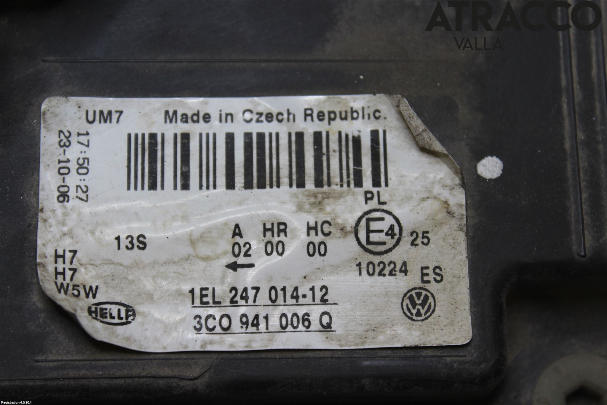 Volkswagen VW PASSAT 05-11 Strålkastare Höger