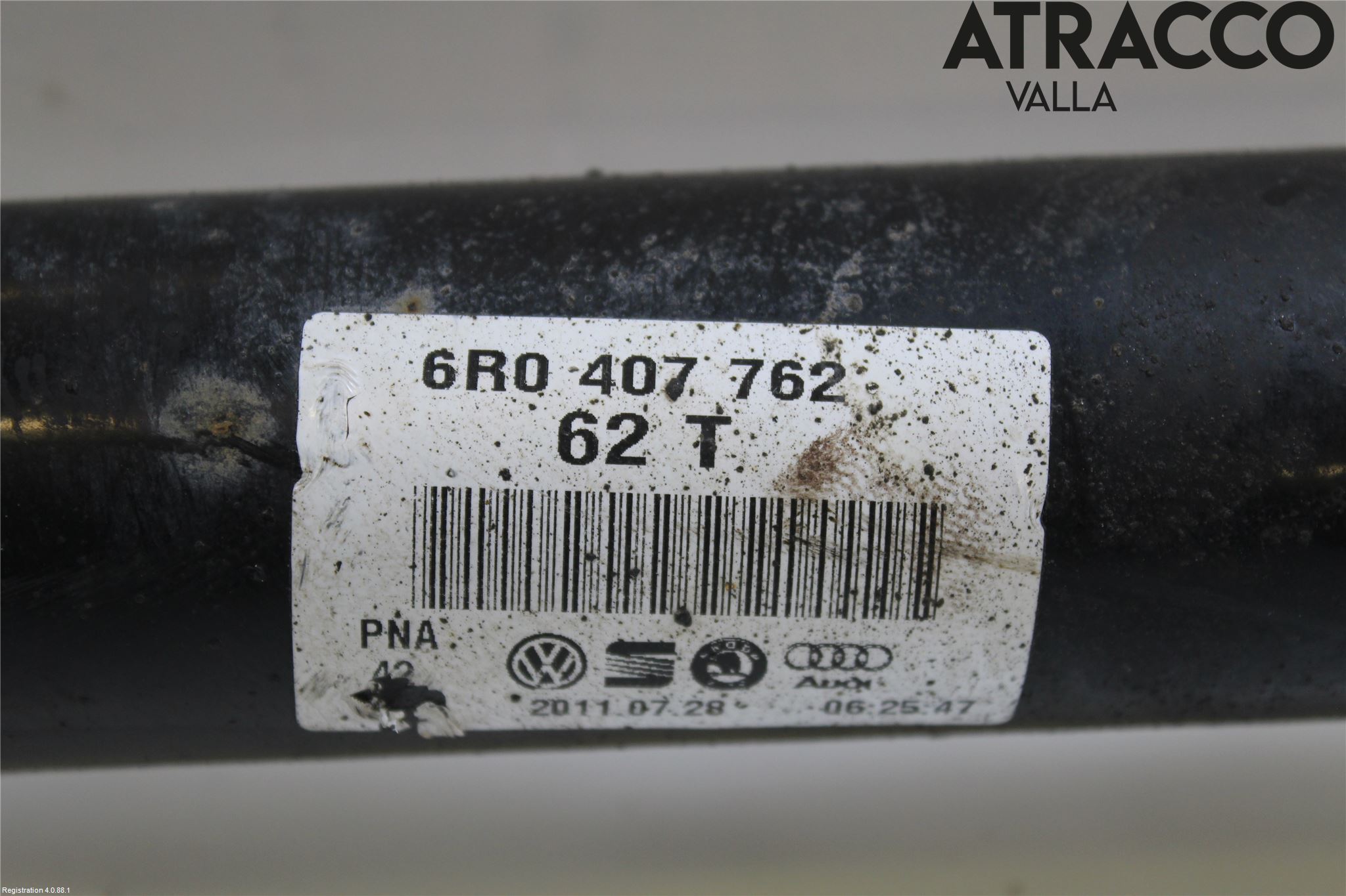 Volkswagen VW POLO 10-17 Drivaxel Fram Höger