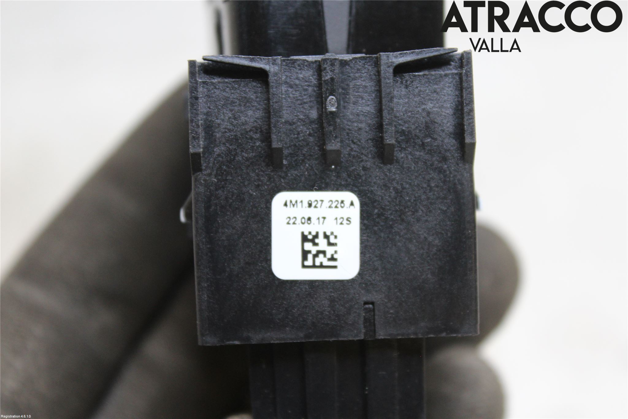 Audi A4/S4 B9 16-19 Strömställare Parkeringsbroms