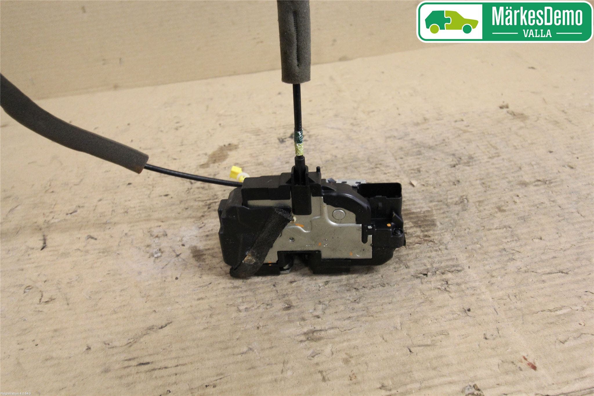 Nissan PULSAR Låskista-Dörrlås