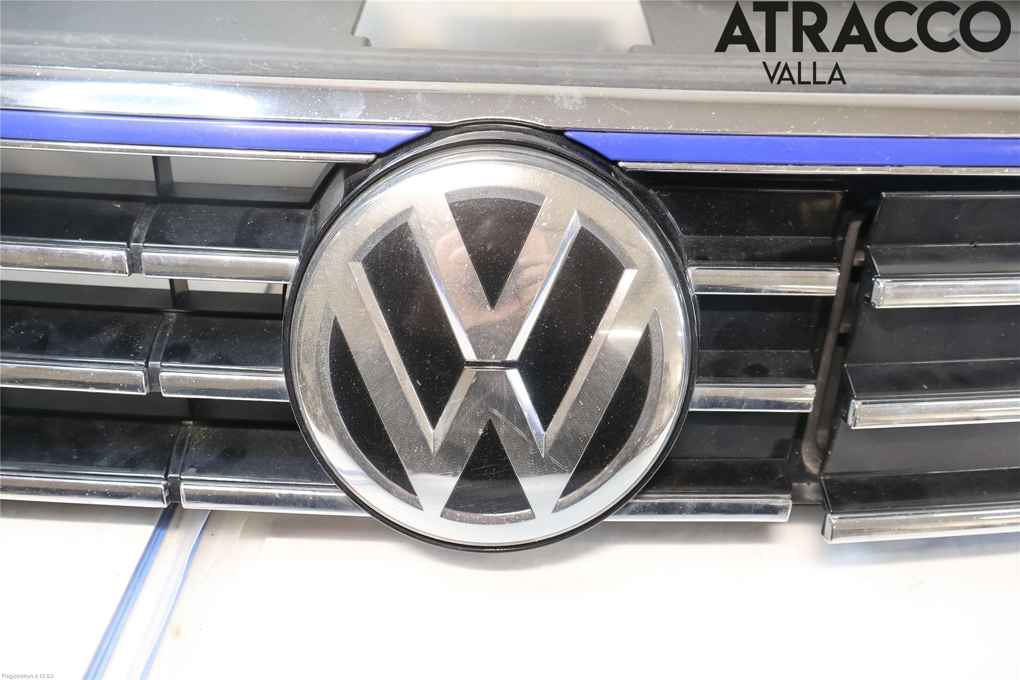 Volkswagen VW PASSAT 15-19 Grill Komp