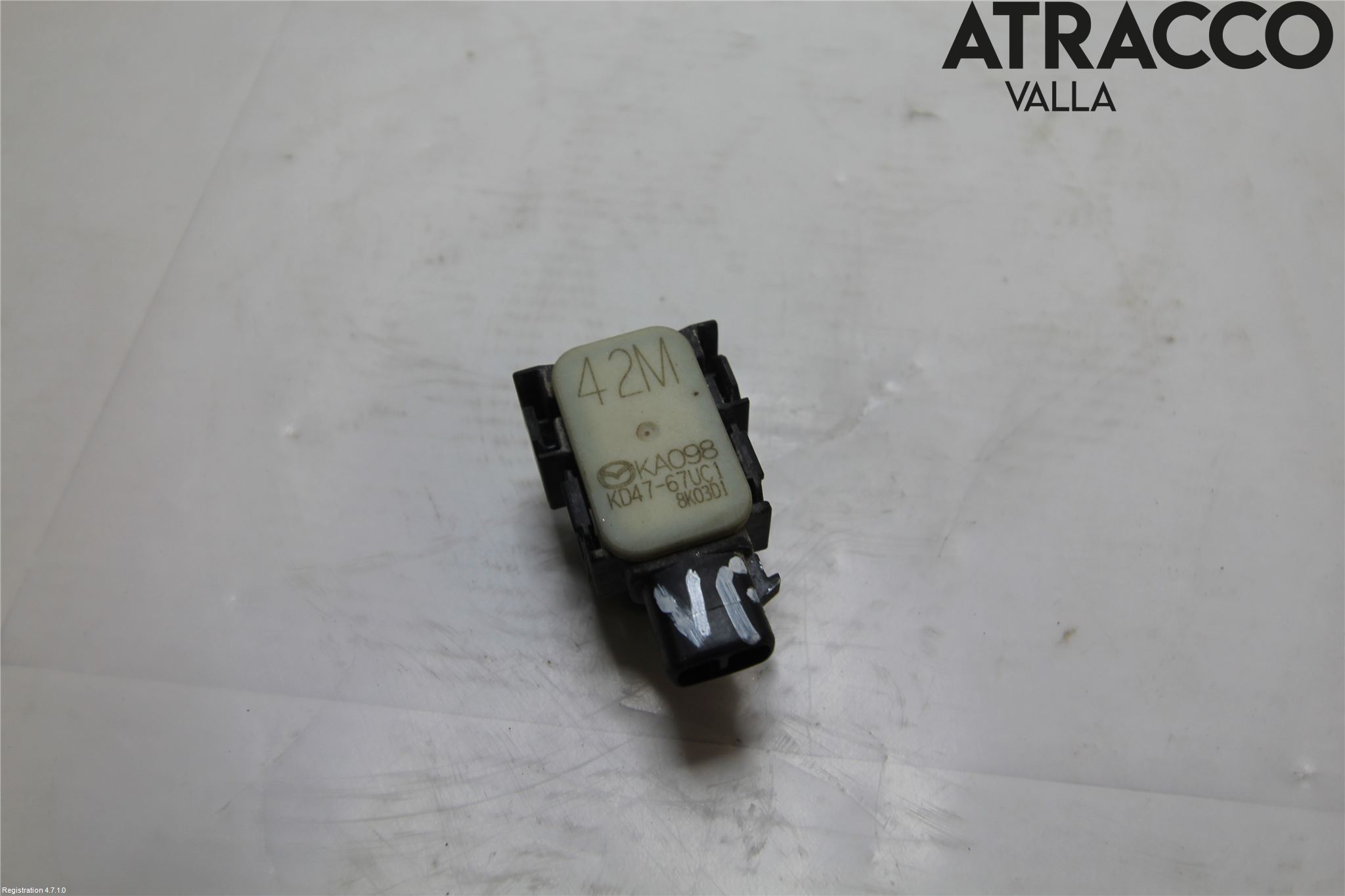 Mazda CX-5 17- Parkeringshjälp Frontsensor