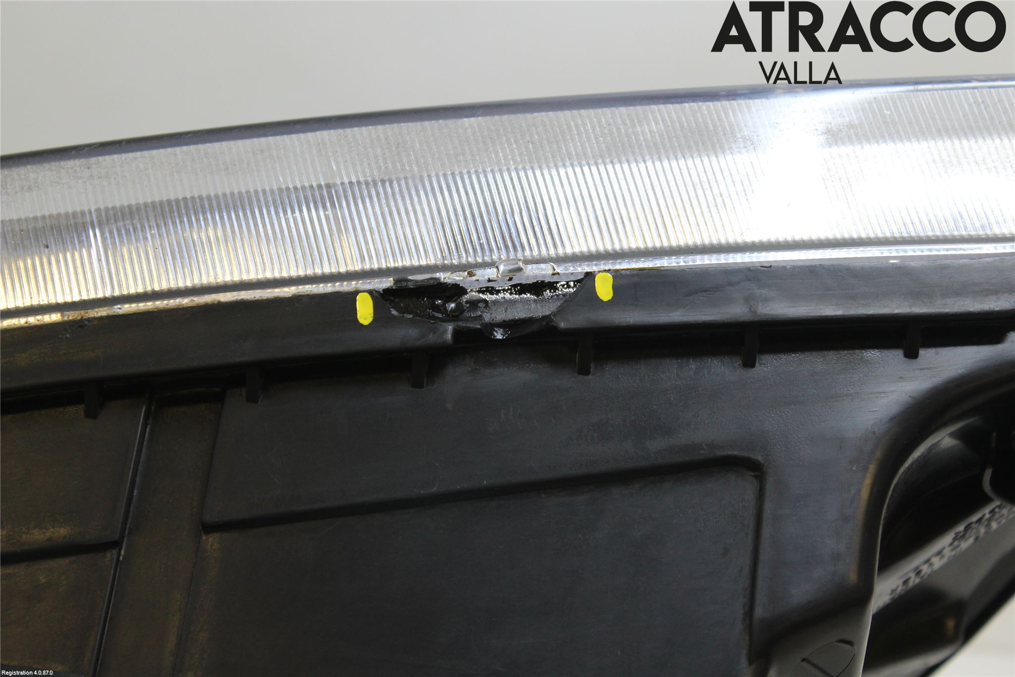 Mitsubishi L200   96-06 Strålkastare Höger