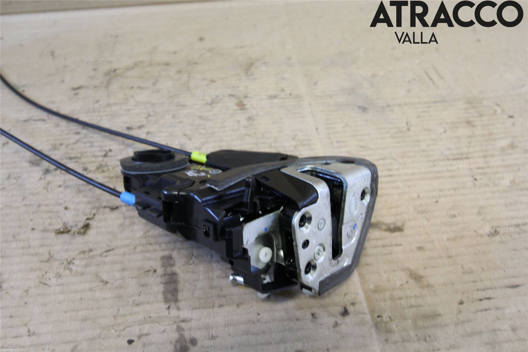 Toyota AURIS 13-19 Låskista-Dörrlås