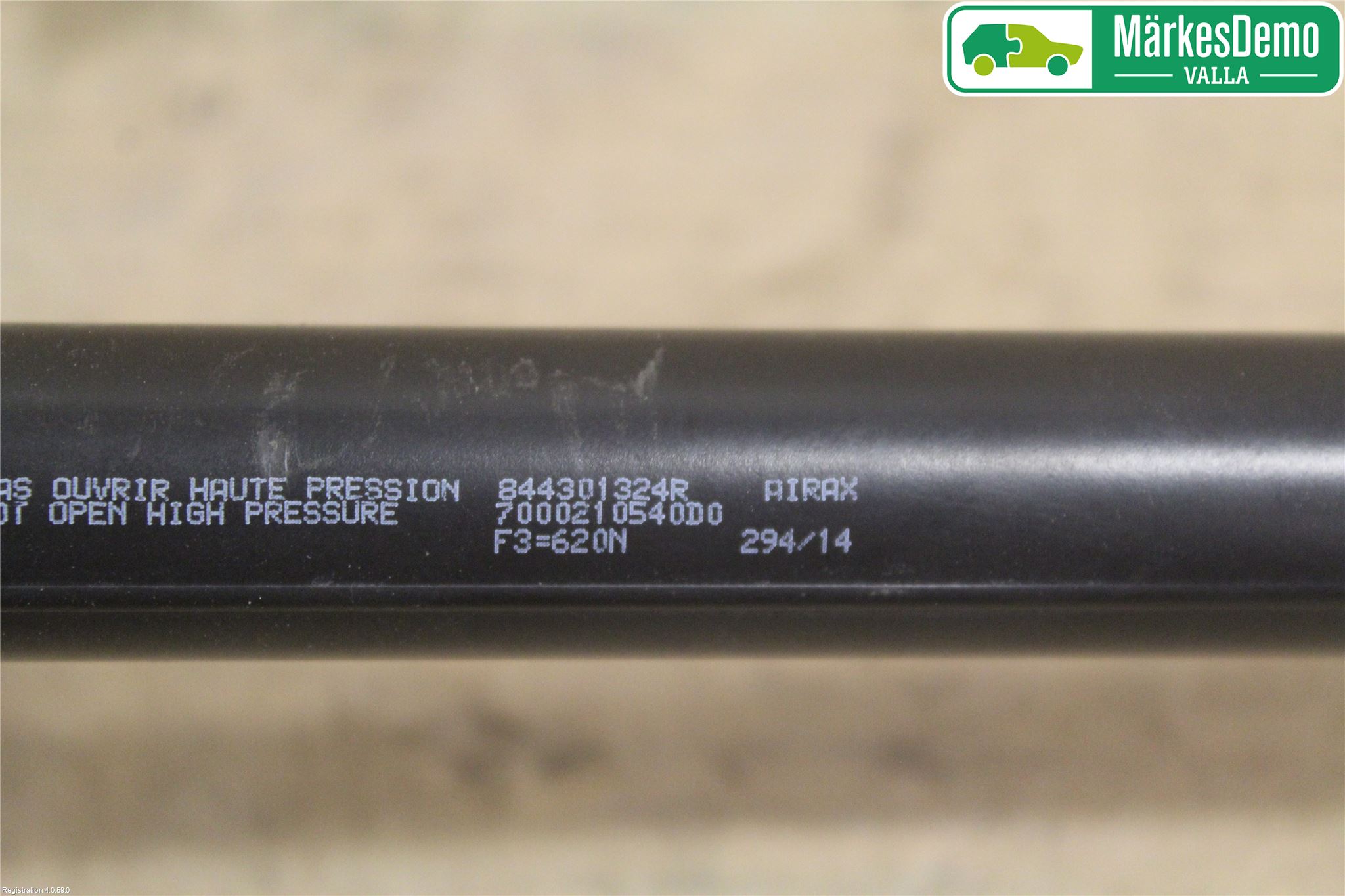 Renault CAPTUR 13-19 Gasfjäder Baklucka