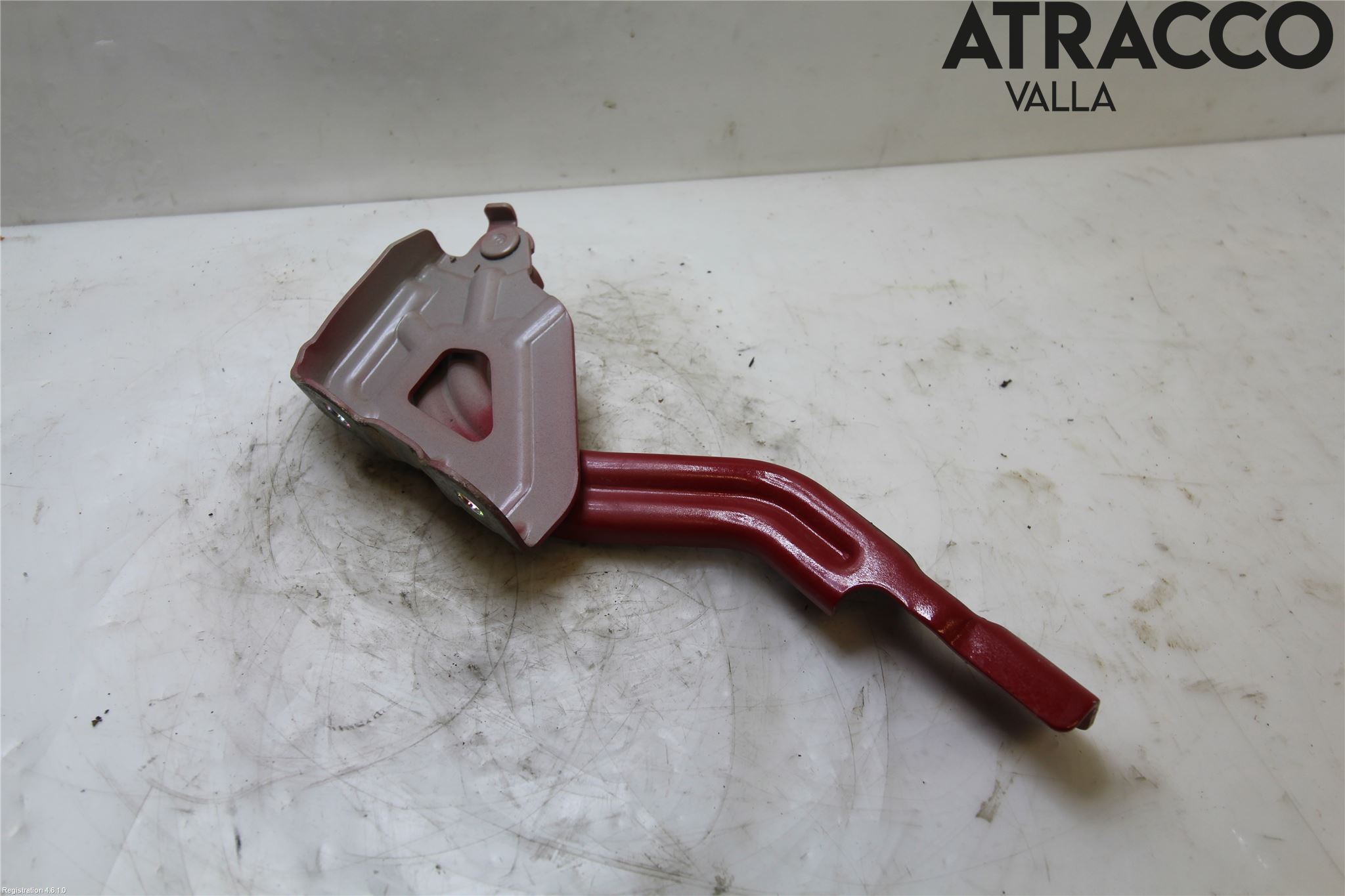 Kia STONIC 18->> Huvgångjärn