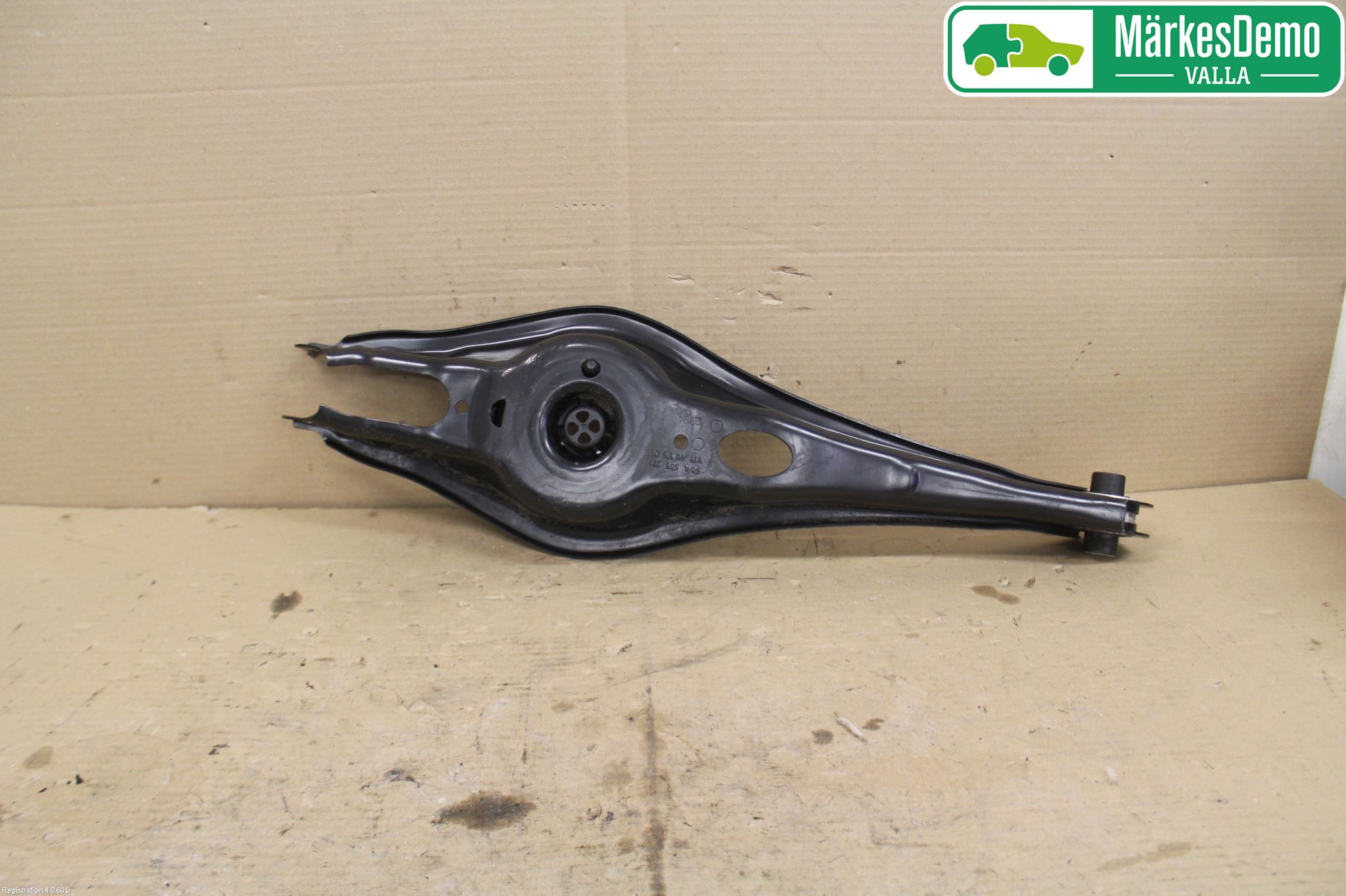 Volkswagen VW GOLF / E-GOLF VII 13-20 Bärarm Bak Vänster