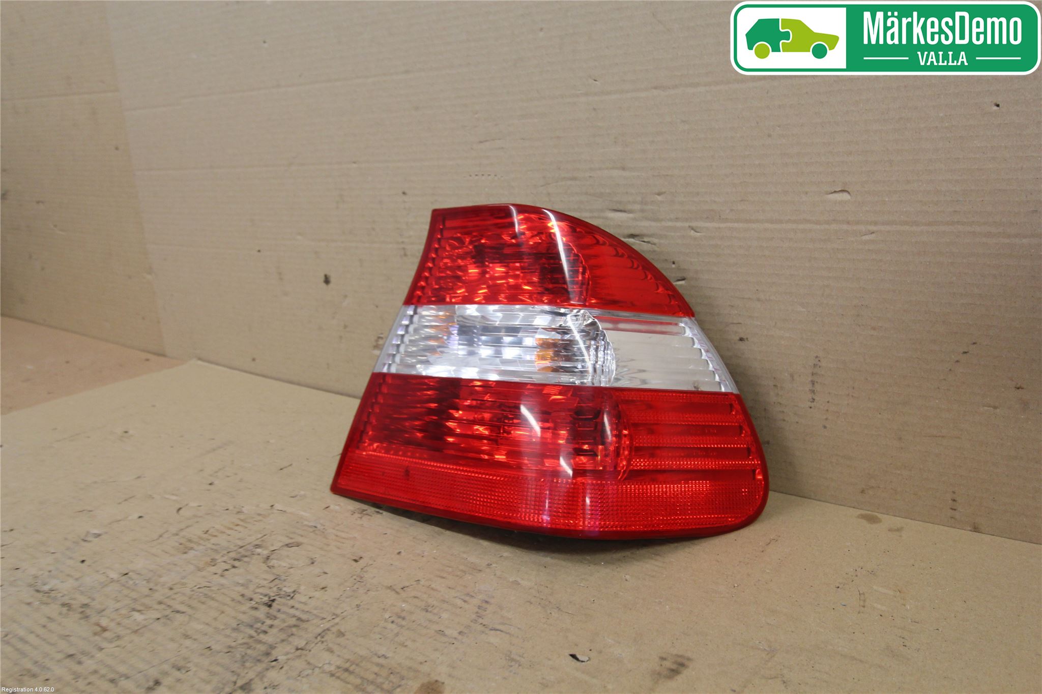 BMW 3 E46      98-05 Bakljus Höger