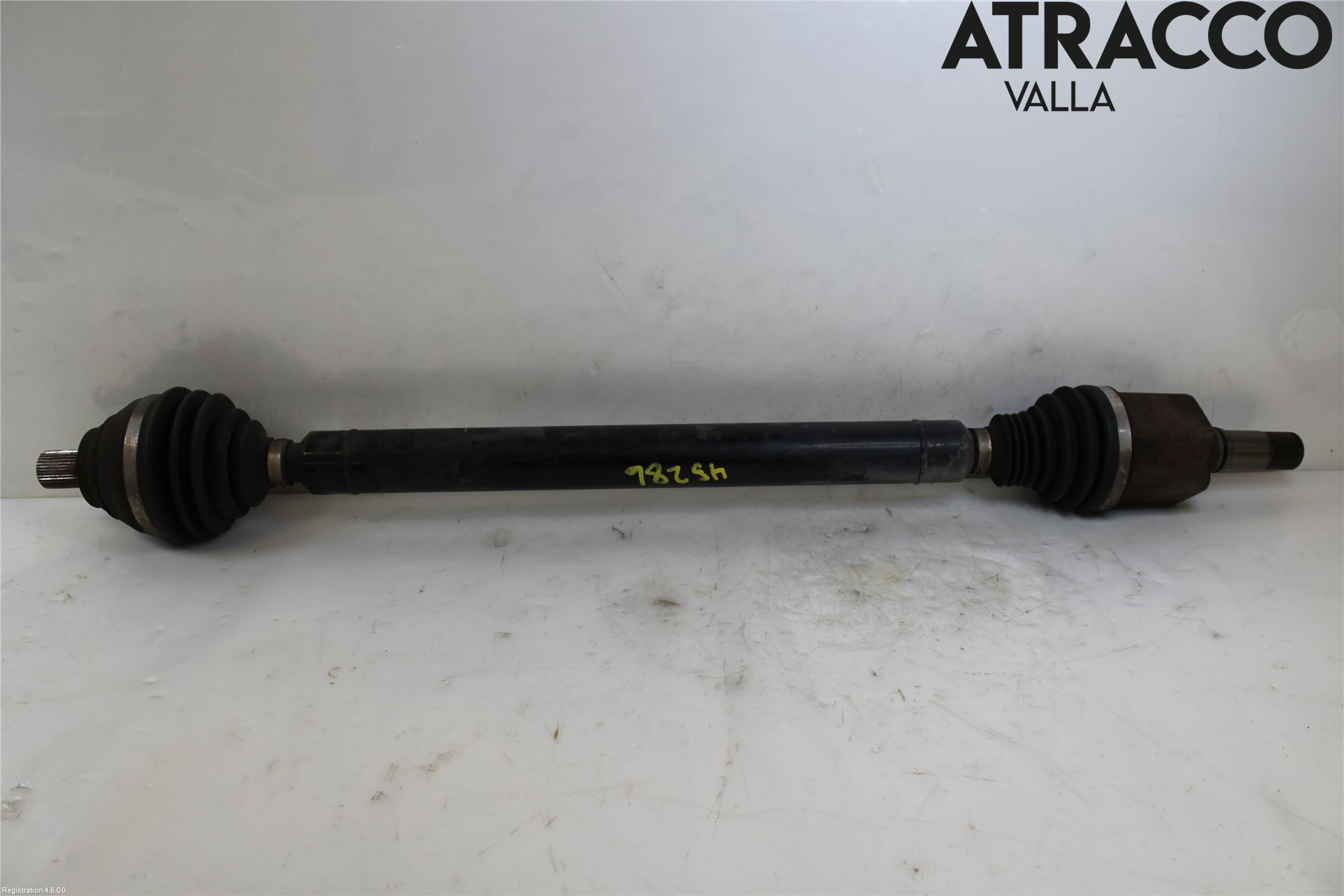 Skoda SUPERB 16-24 Drivaxel Fram Höger