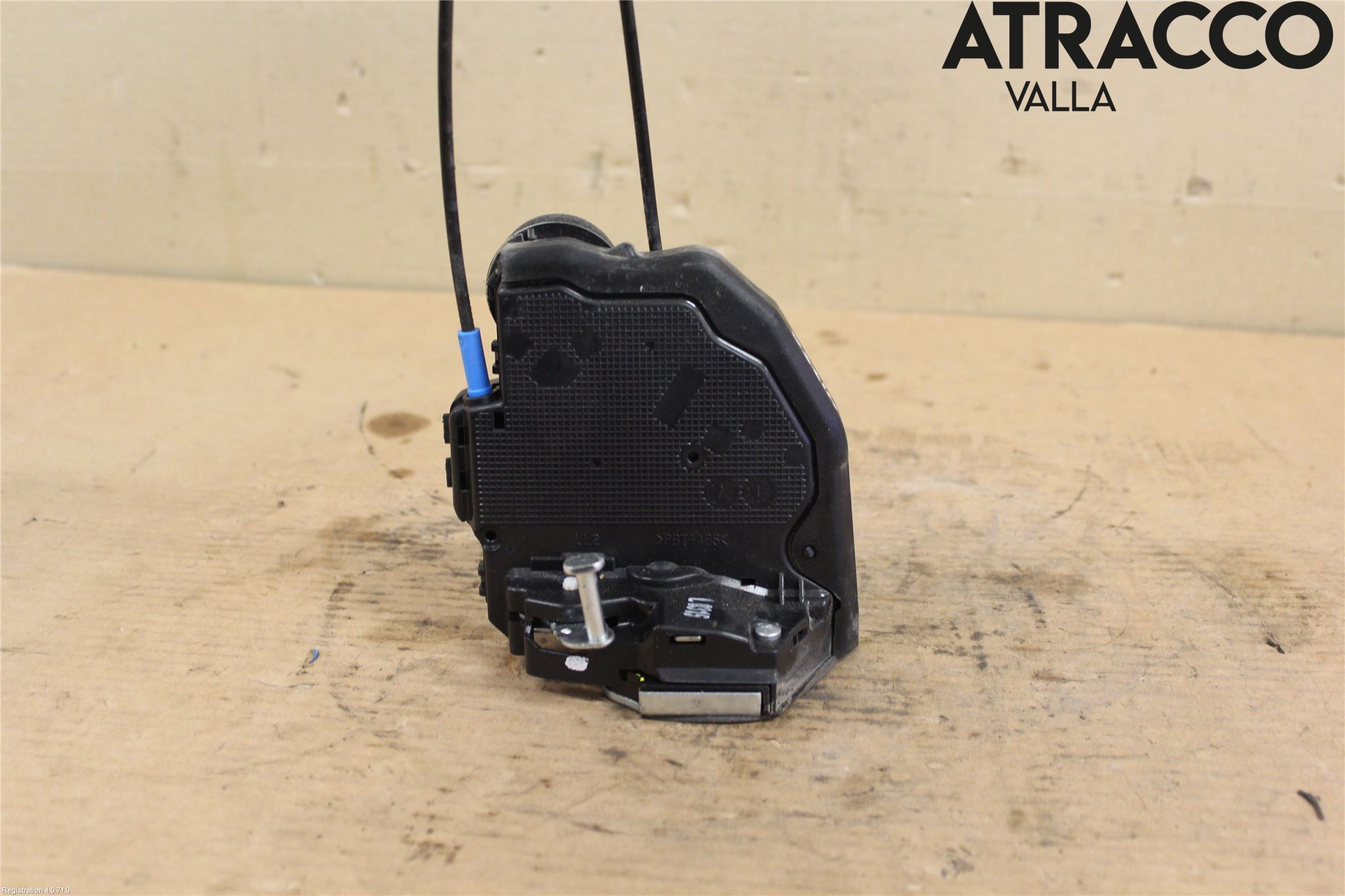 Toyota AURIS 13-19 Låskista-Dörrlås